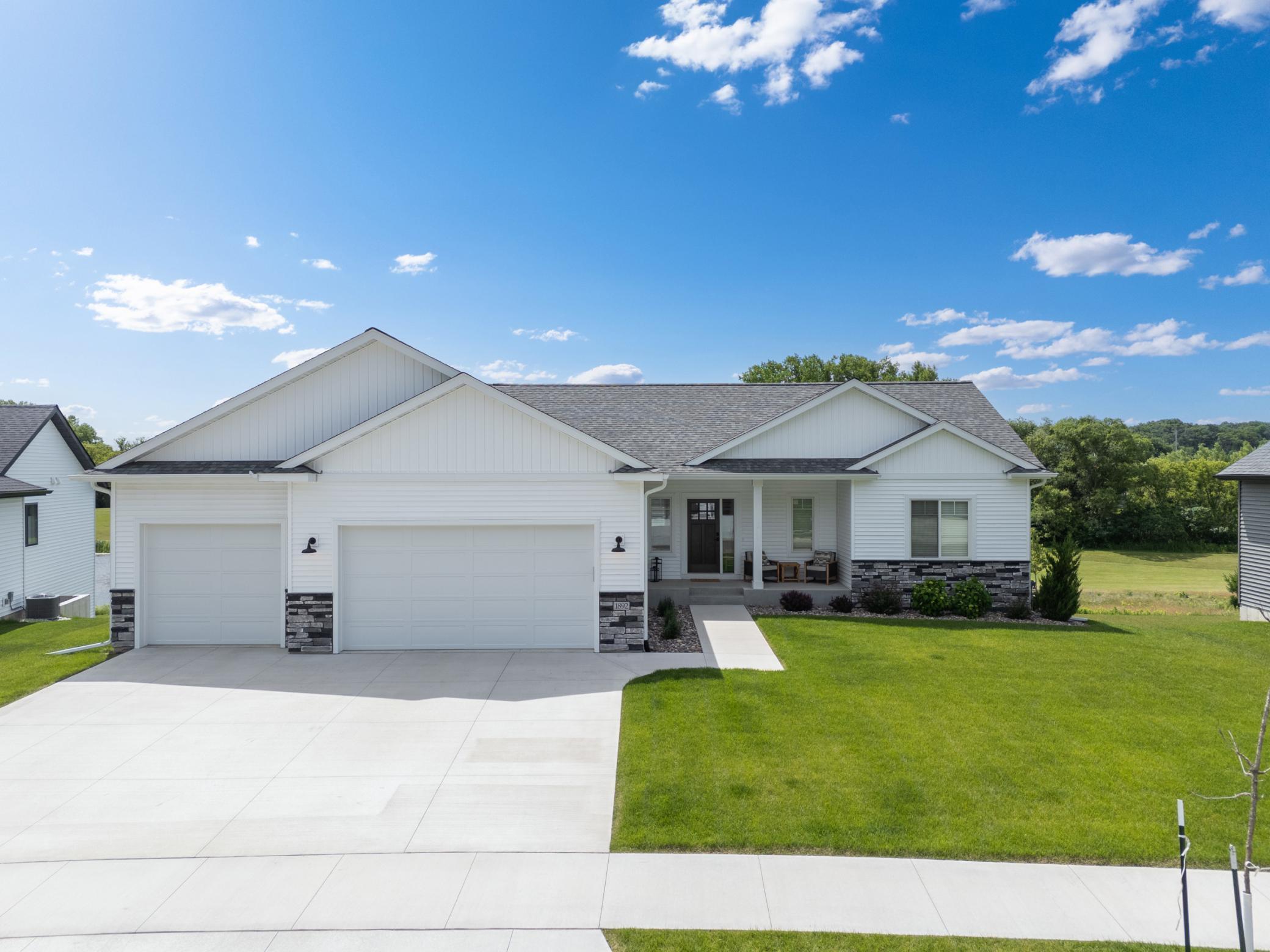 1st image of 1892 Hadley Hills Dr Ne, Rochester, MN 55906 | MLS# 7128665