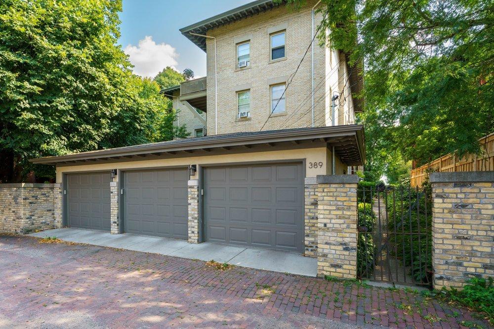 2nd image of 387 Portland Ave, Saint Paul, MN 55102