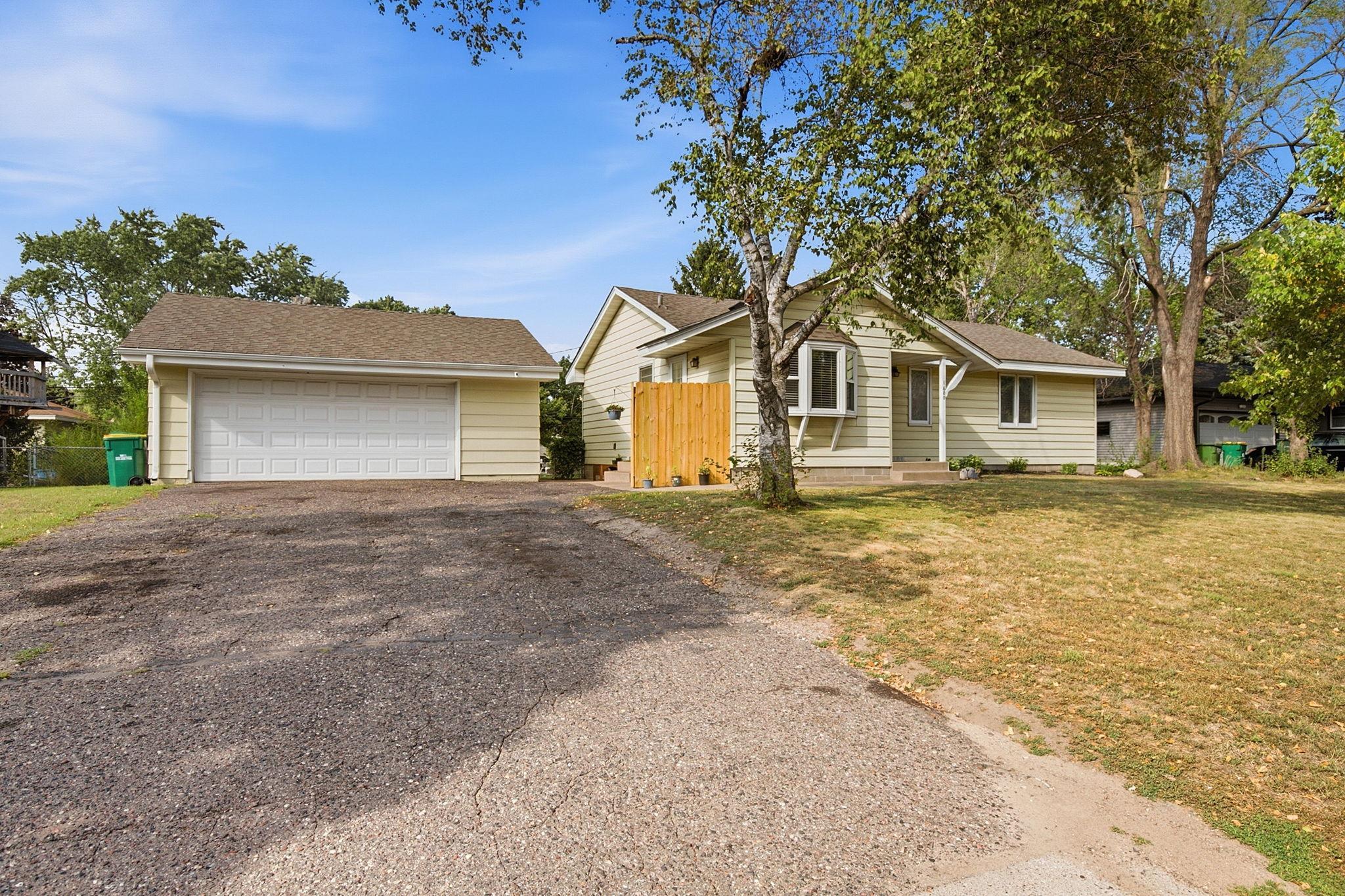 2nd image of 1600 Amy Lane, Brooklyn Center, MN 55430 | MLS# 7128805
