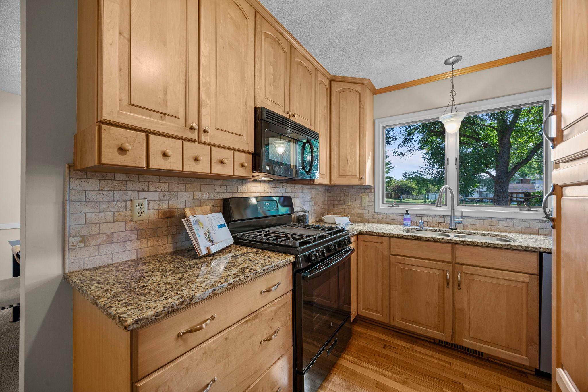 3rd image of 9609 Utica Rd, Minneapolis, MN 55437 | MLS# 7128813