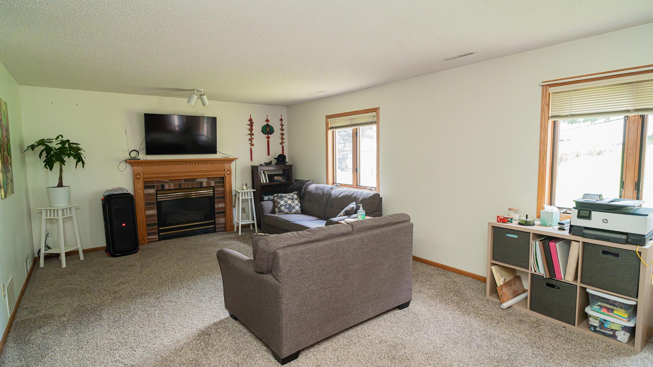 3rd image of 2205 Jennifer Ct, Saint Paul, MN 55109 | MLS# 7128873