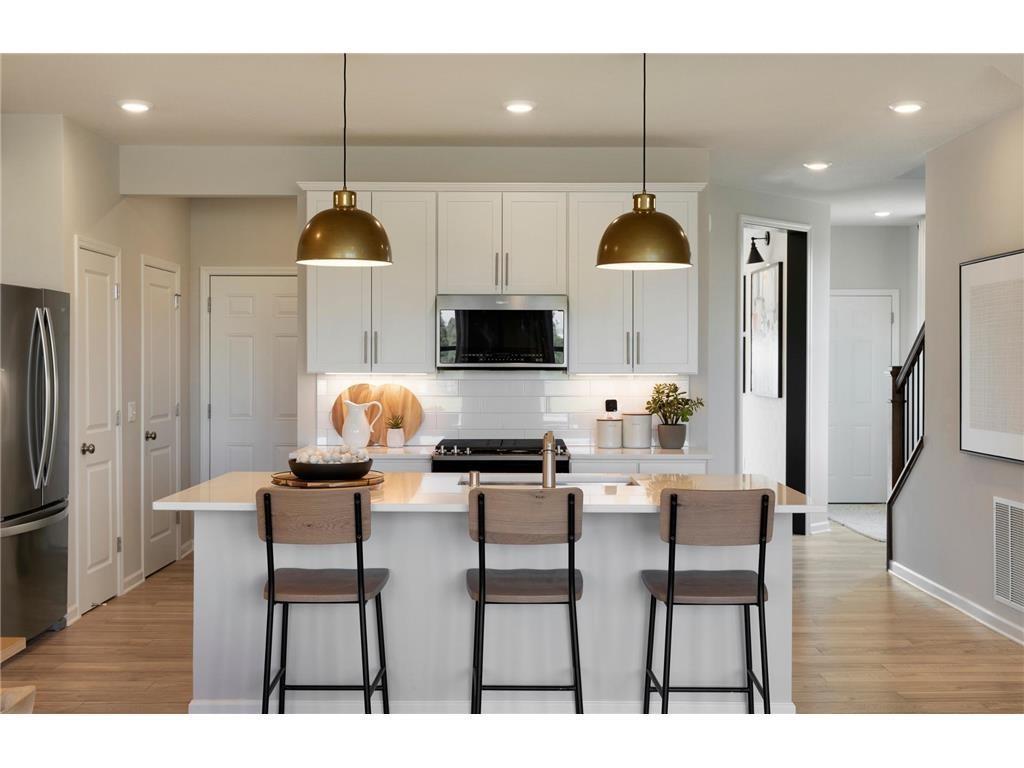 2nd image of 17978 Genoa Dr, Lakeville, MN 55044 | MLS# 7128936