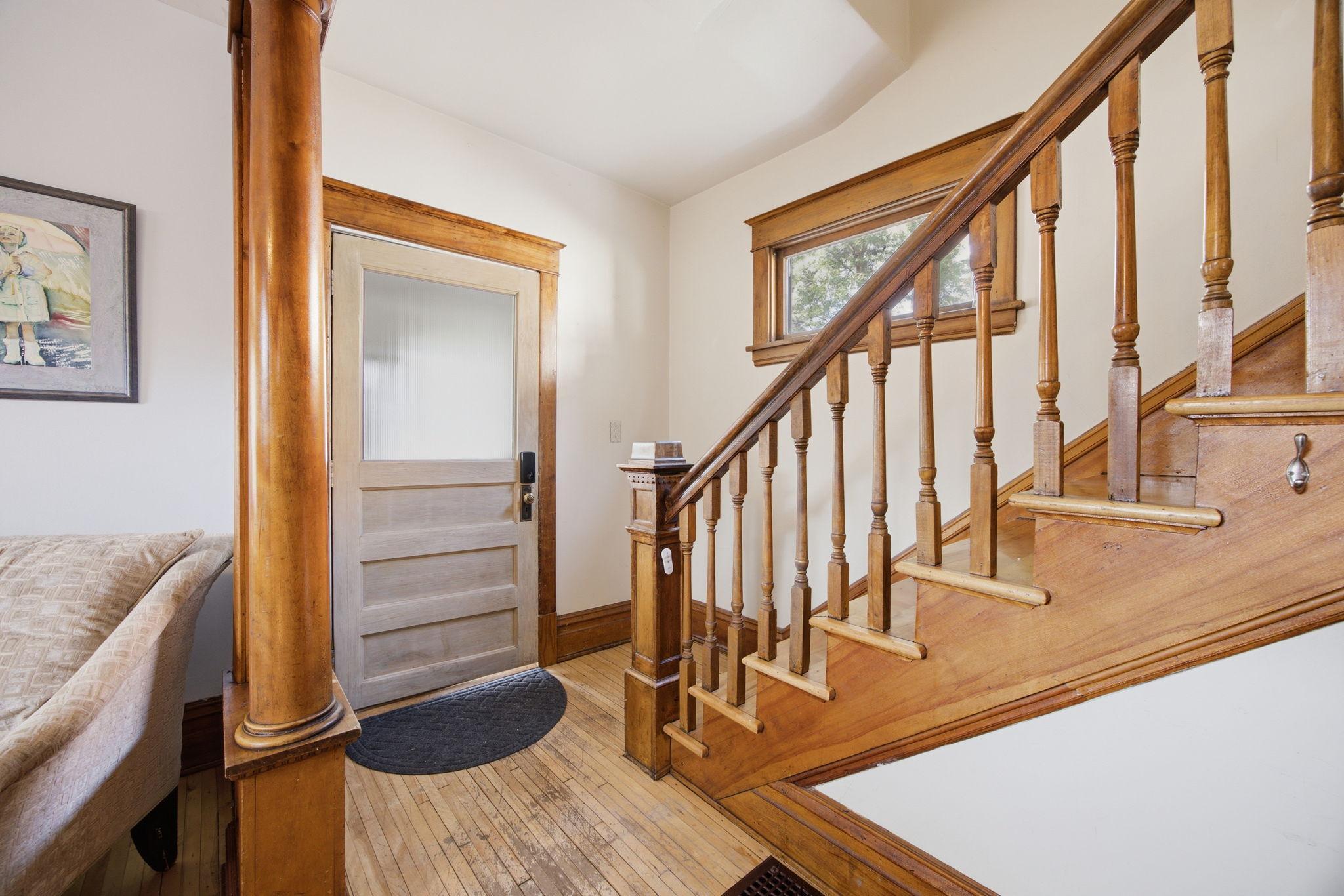 5th image of 1825 Minnehaha Ave W, Saint Paul, MN 55104 | MLS# 7128960