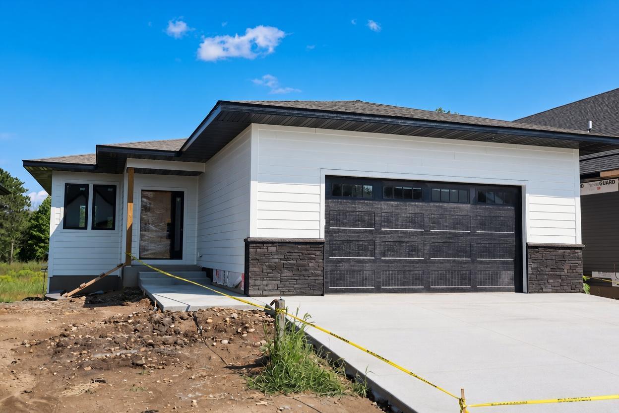 1st image of 2007 Mulberry Ln, Carver, MN 55315 | MLS# 7128968