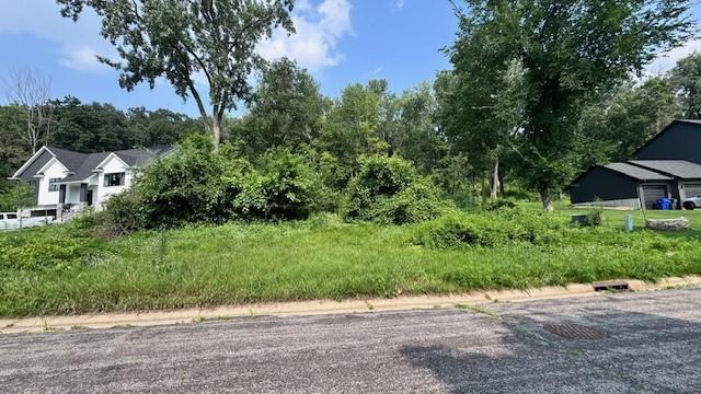 1st image of 1530 Burg Ave, Saint Paul, MN 55119 | MLS# 7128980