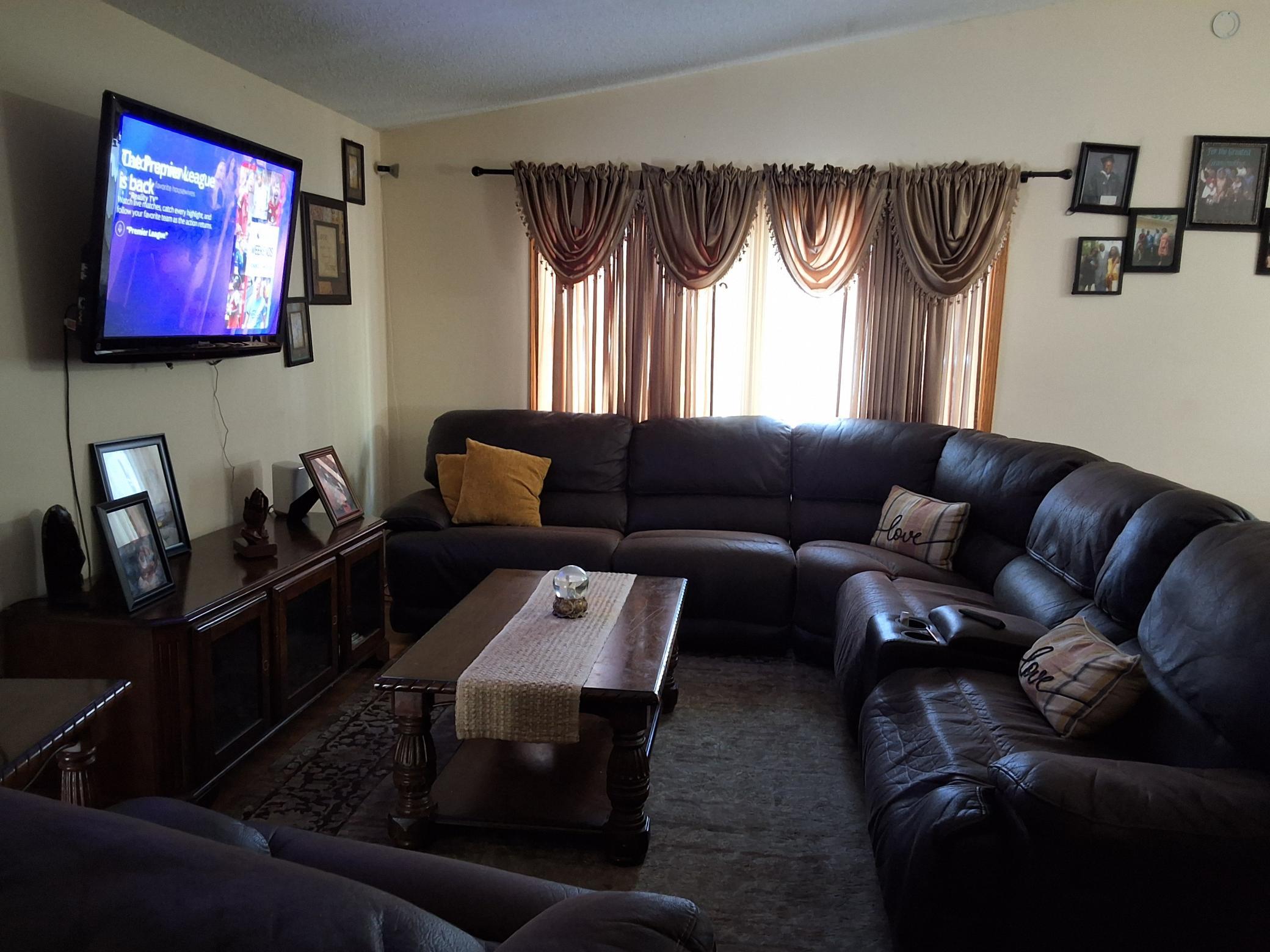 2nd image of 8456 Brunswick Ct N, Minneapolis, MN 55443 | MLS# 7128990