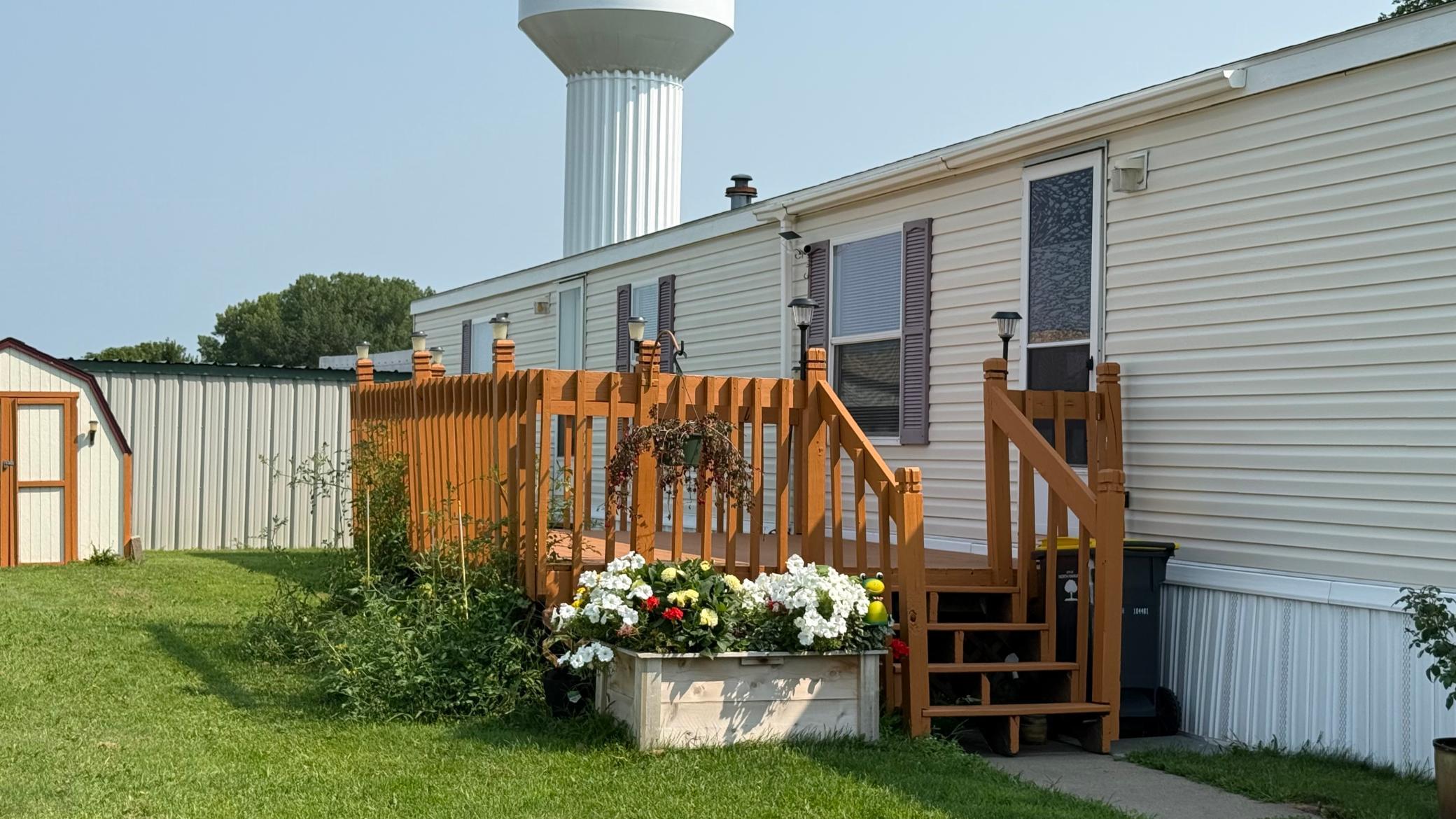 1st image of 2062 Morgan Wy, North Mankato, MN 56003 | MLS# 7128997