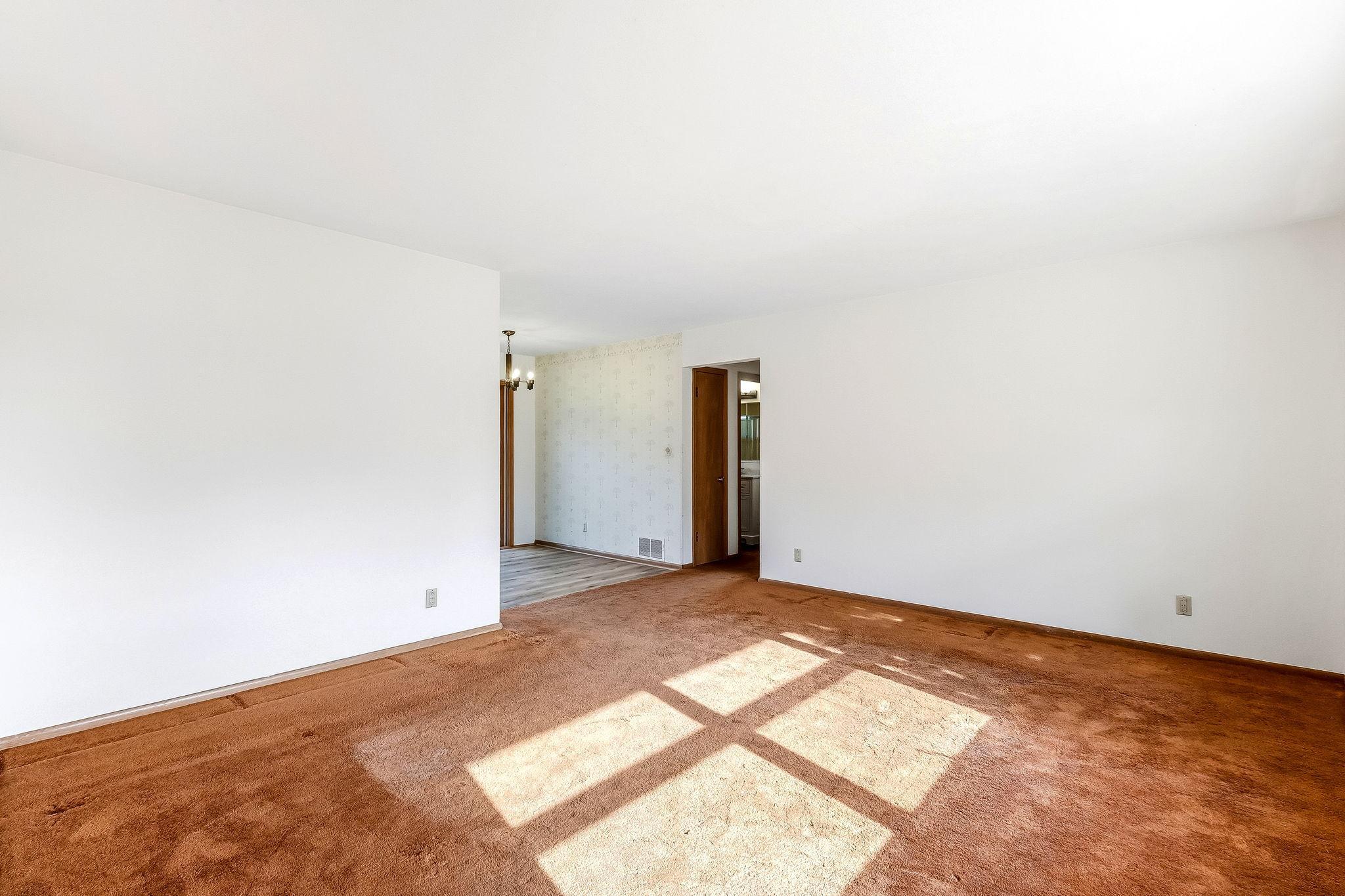 3rd image of 2835 Galtier St, Roseville, MN 55113 | MLS# 7129061