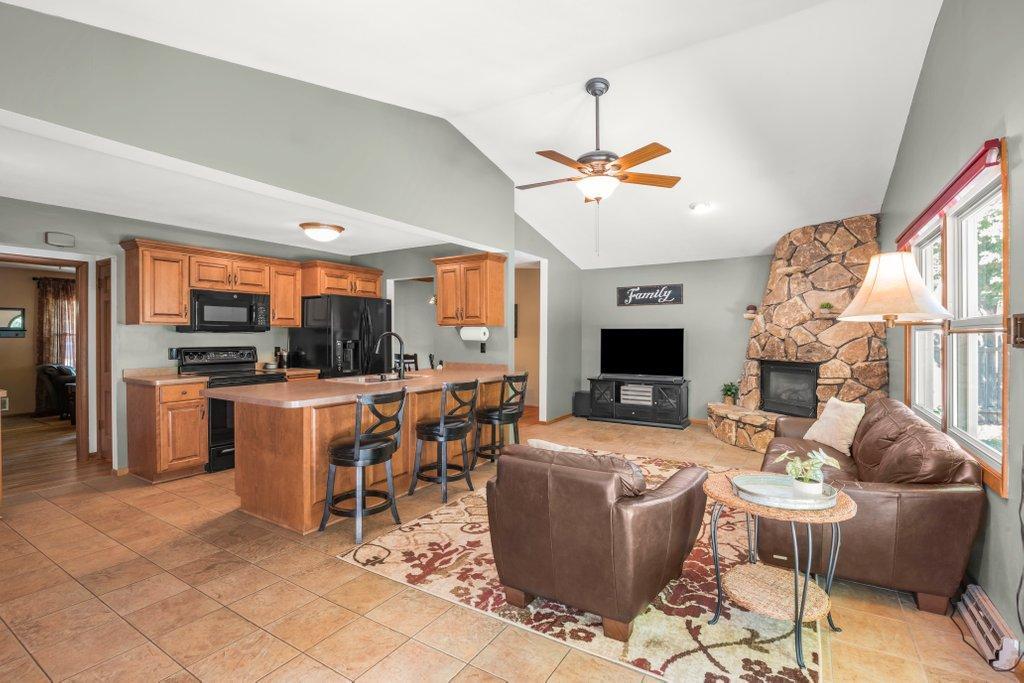 2nd image of 17100 11th Ave N, Minneapolis, MN 55447 | MLS# 7129065