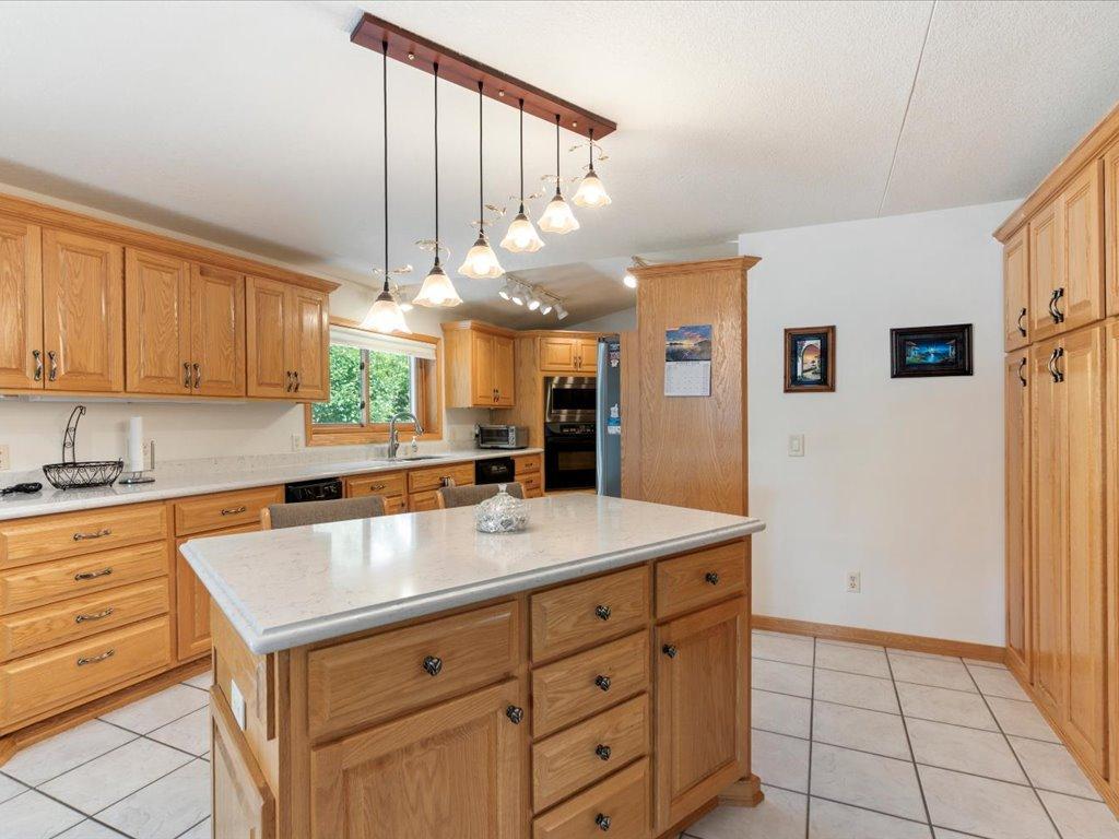 3rd image of 15809 Pine Shores Rd, Brainerd, MN 56401 | MLS# 7129079