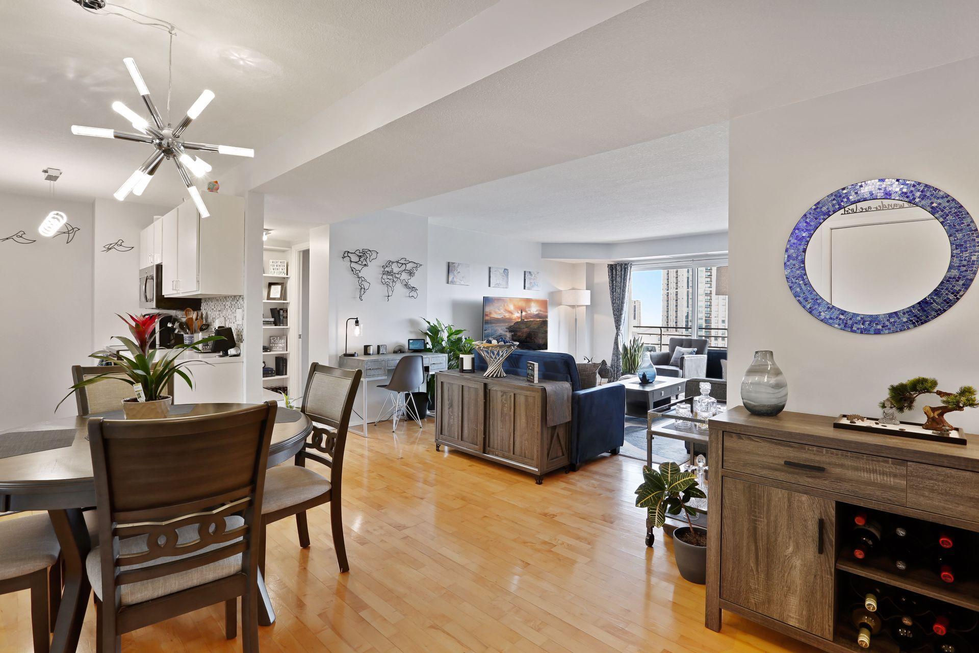 2nd image of 121 Washington Ave S #1816, Minneapolis, MN 55401 | MLS# 7129090
