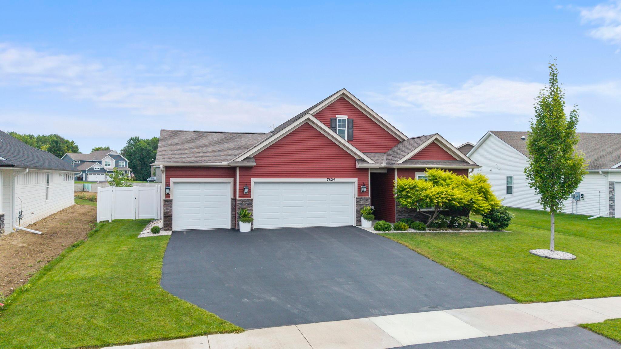 2nd image of 7624 Ochoa Ave Ne, Elk River, MN 55330 | MLS# 7129112