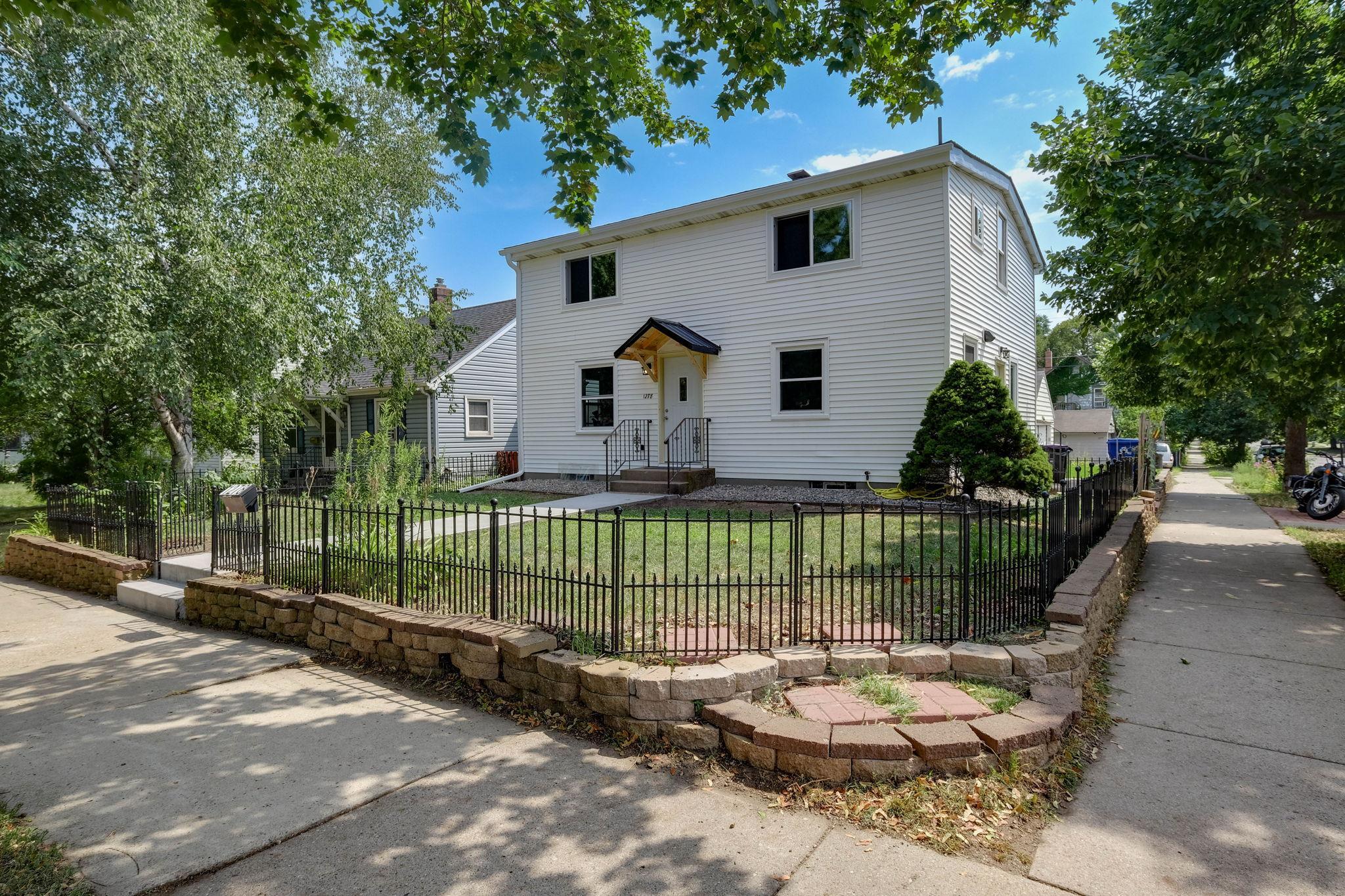 1st image of 1278 Hubbard Ave, Saint Paul, MN 55104 | MLS# 7129114