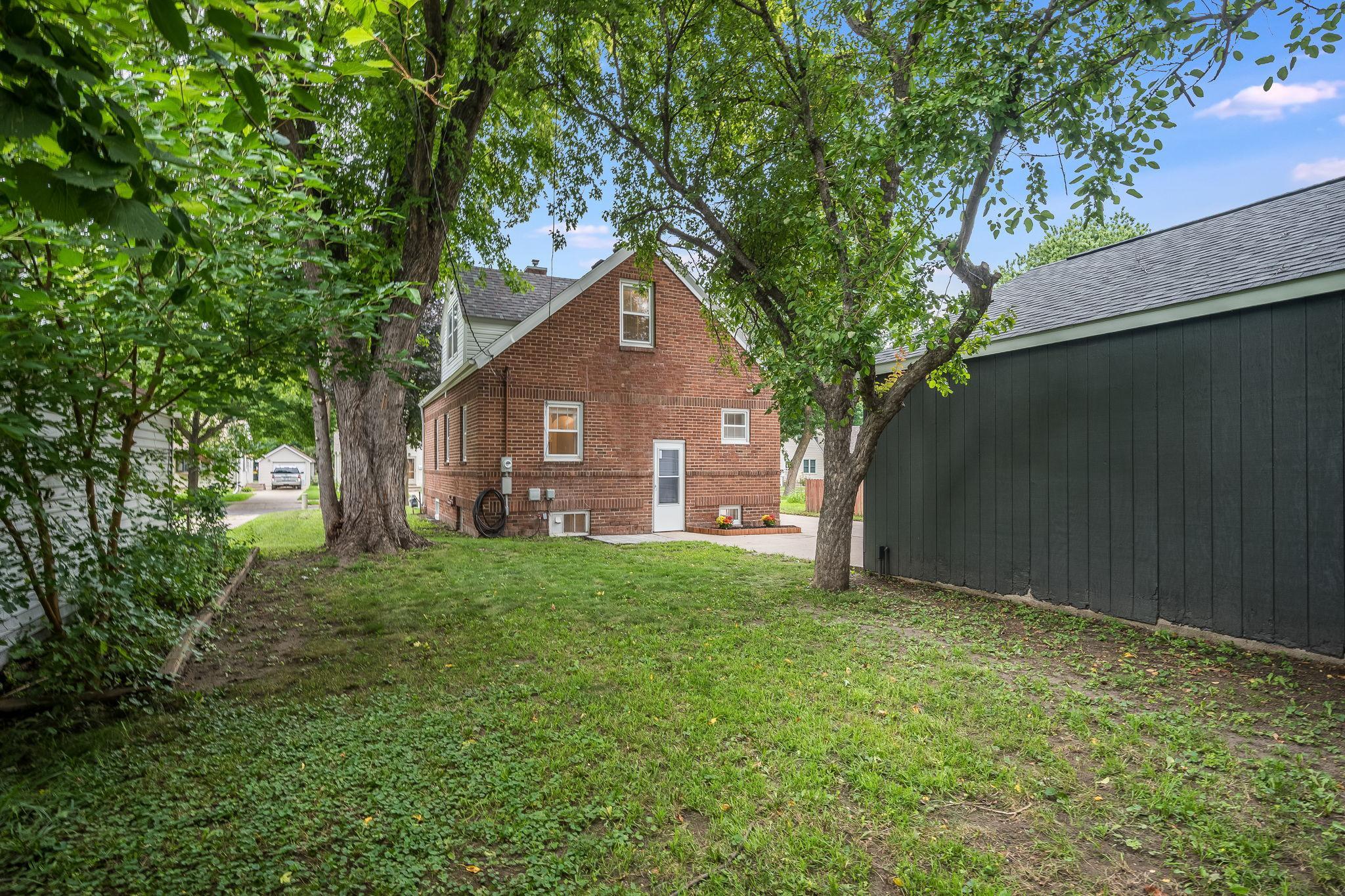 40th image of 811 South Ave, North Mankato, MN 56003 | MLS# 7129126