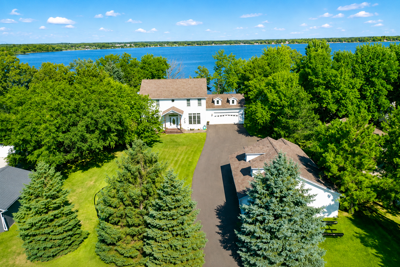 3rd image of 45207 Lamplight Dr, Ottertail, MN 56571 | MLS# 7129154