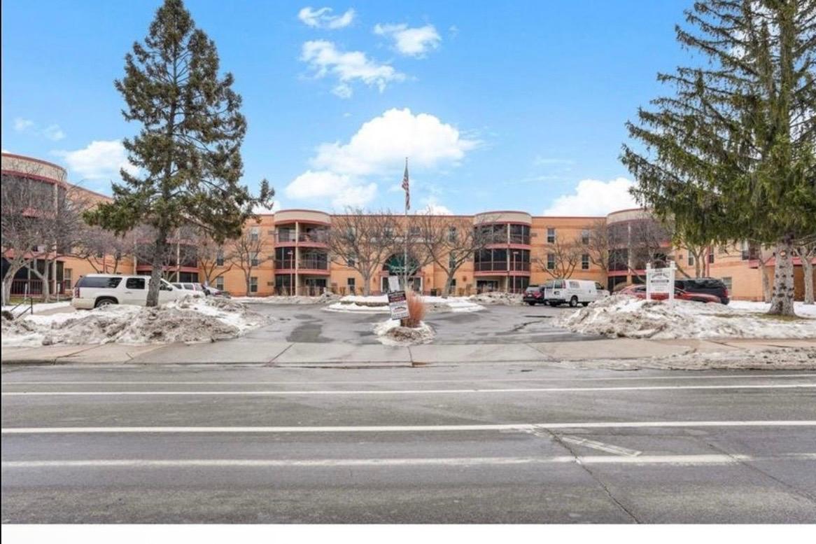 3rd image of 3232 Fremont Ave N #215, Minneapolis, MN 55412 | MLS# 7129200