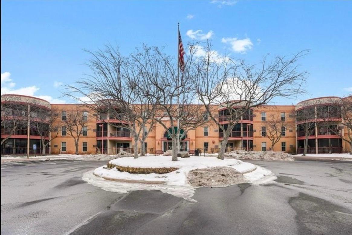 2nd image of 3232 Fremont Ave N #215, Minneapolis, MN 55412 | MLS# 7129200