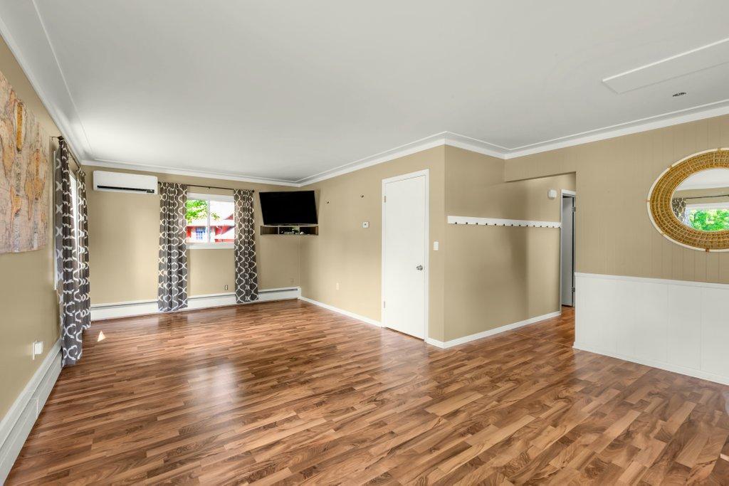 3rd image of 727 Tanglewood Dr, Saint Paul, MN 55126 | MLS# 7129209