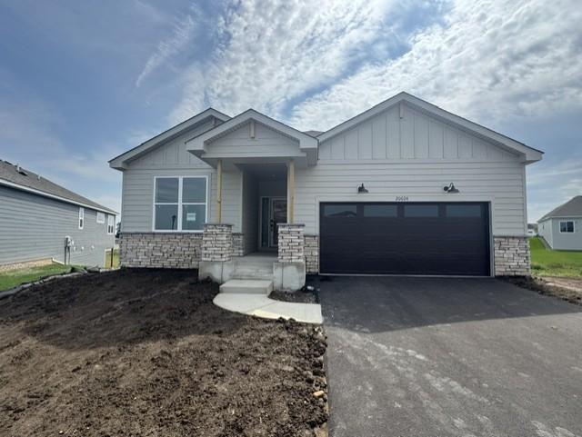 1st image of 20024 Gaines Ct, Lakeville, MN 55044 | MLS# 7129228