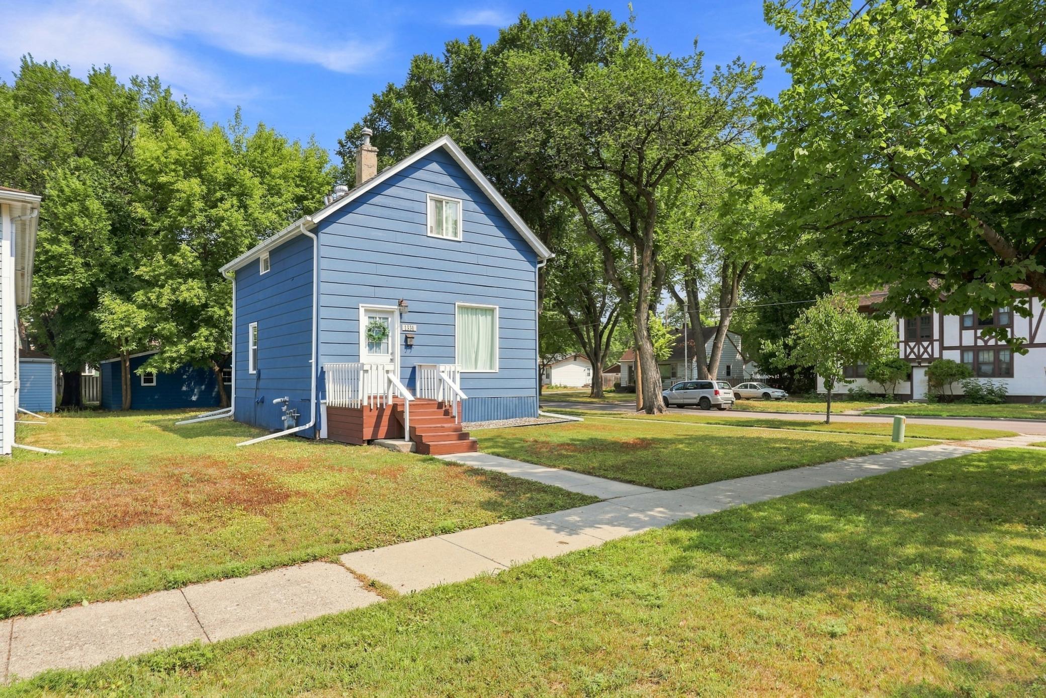 1st image of 1331 10th Ave N, Fargo, ND 58102 | MLS# 7129241