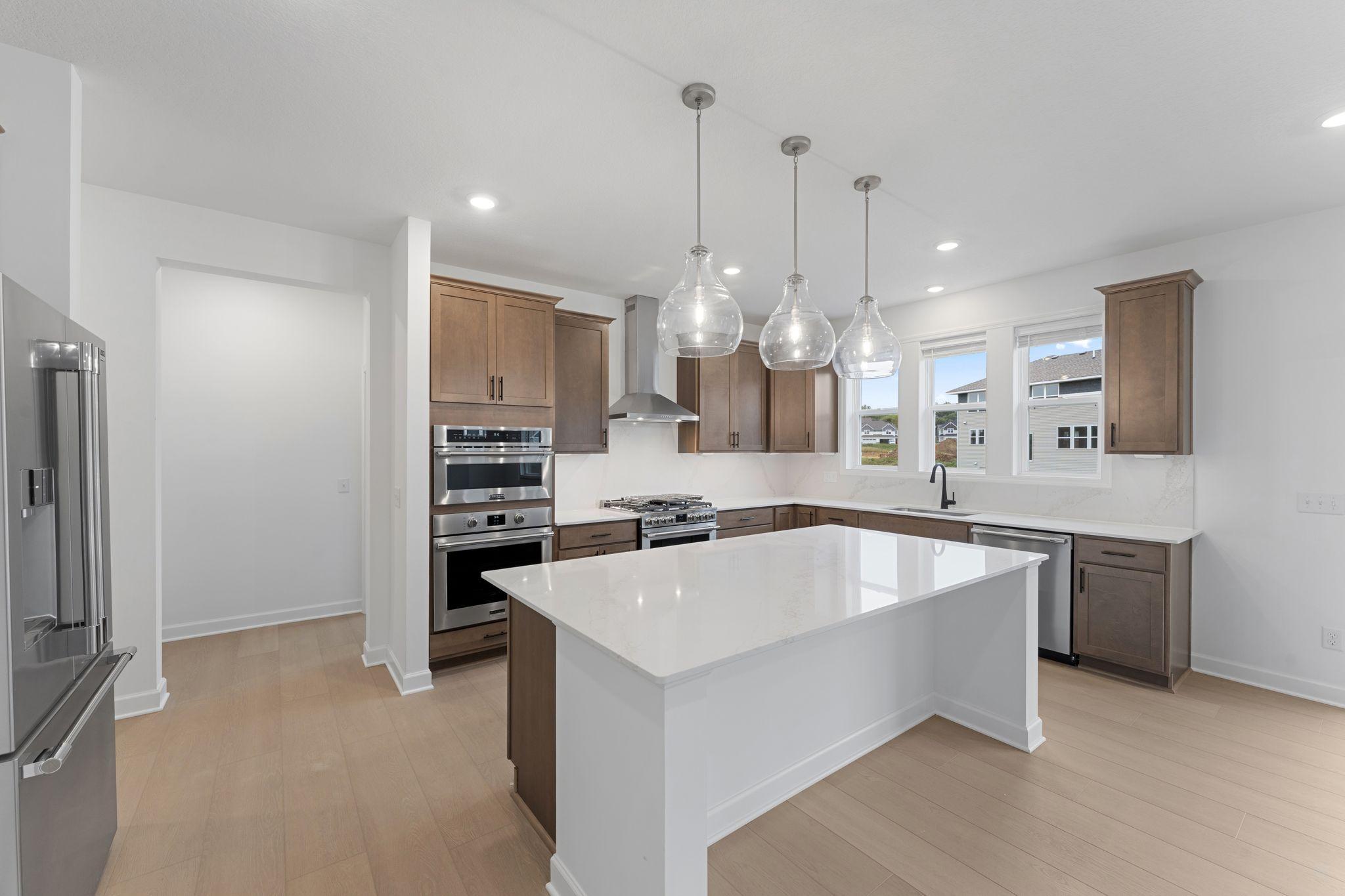 3rd image of 4975 Noble Ln Nw, Rochester, MN 55901 | MLS# 7129257