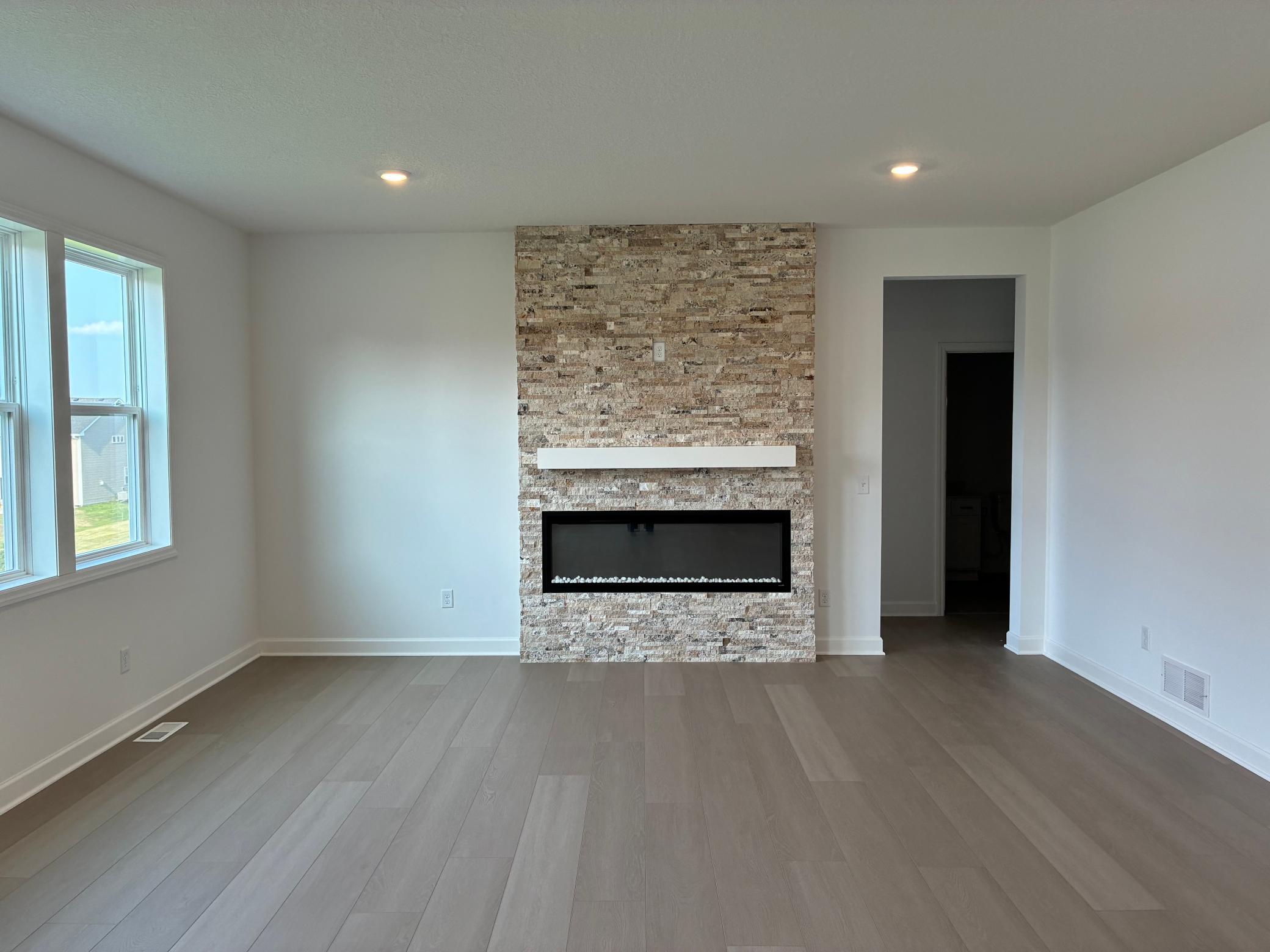 4th image of 8852 Binder Wy, Saint Paul, MN 55129 | MLS# 7129262