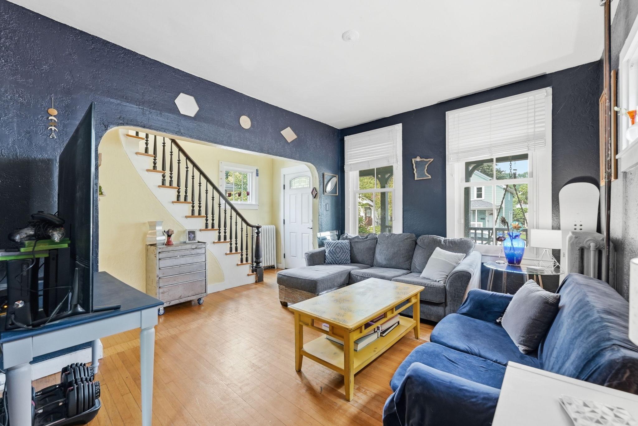 4th image of 414 Banfil St, Saint Paul, MN 55102 | MLS# 7129269