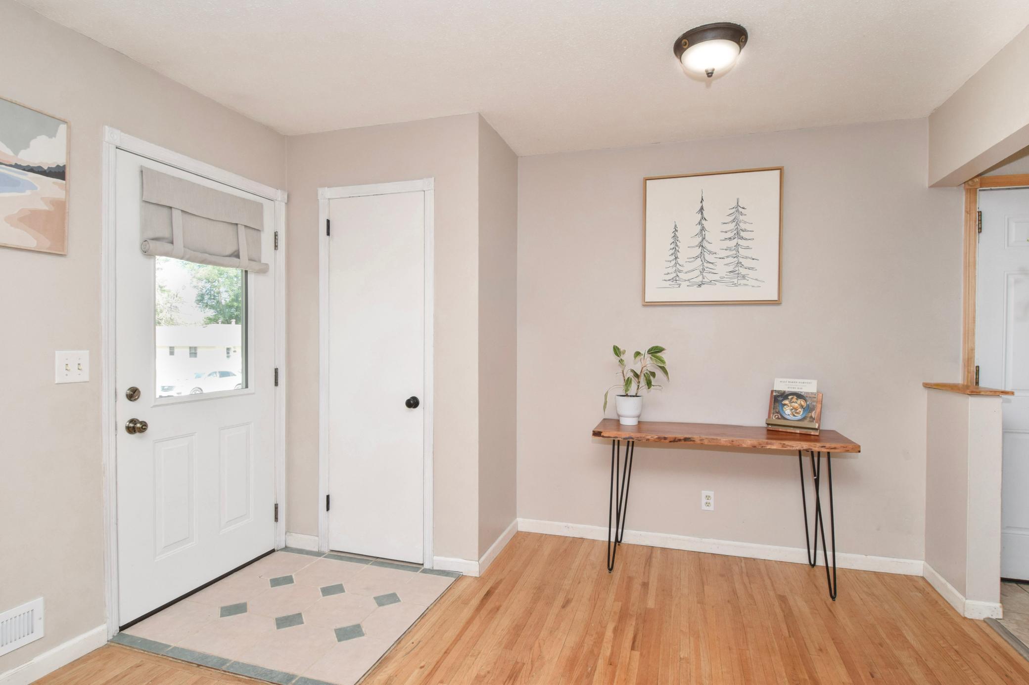 3rd image of 11565 Ilex St Nw, Minneapolis, MN 55448 | MLS# 7129273