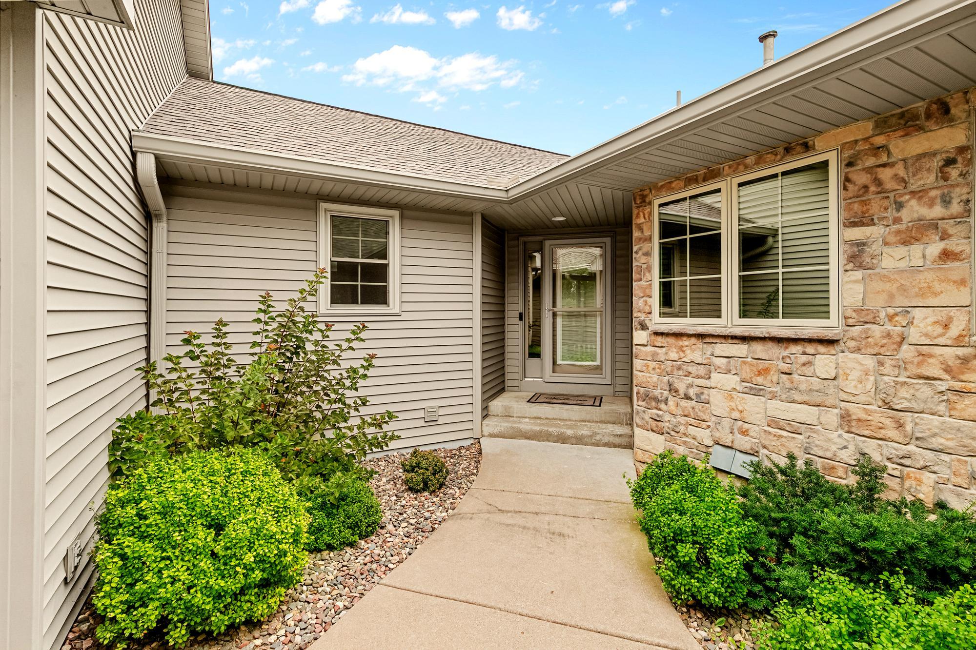 2nd image of 5597 129th Dr N, Hugo, MN 55038 | MLS# 7129274