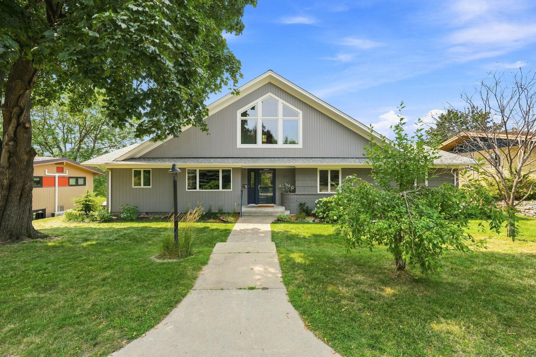 1st image of 29 Orme Ct, Saint Paul, MN 55116 | MLS# 7129279