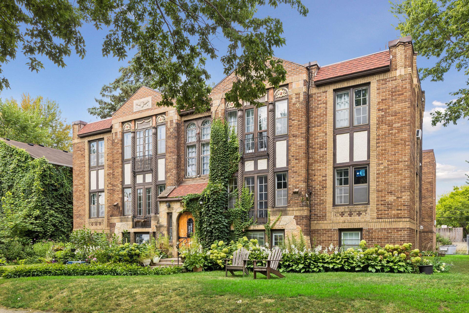 1st image of 3948 1st Ave S #201, Minneapolis, MN 55409 | MLS# 7129336