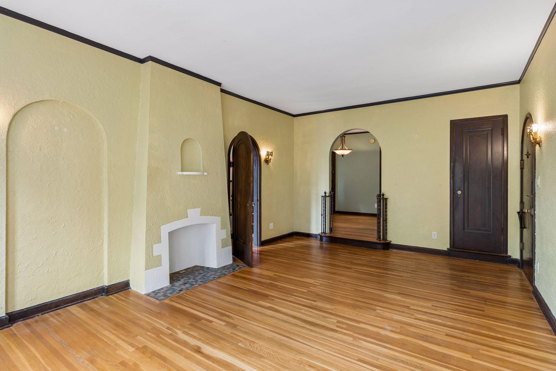 5th image of 3948 1St Ave S #201, Minneapolis, MN 55409 | MLS# 7129336