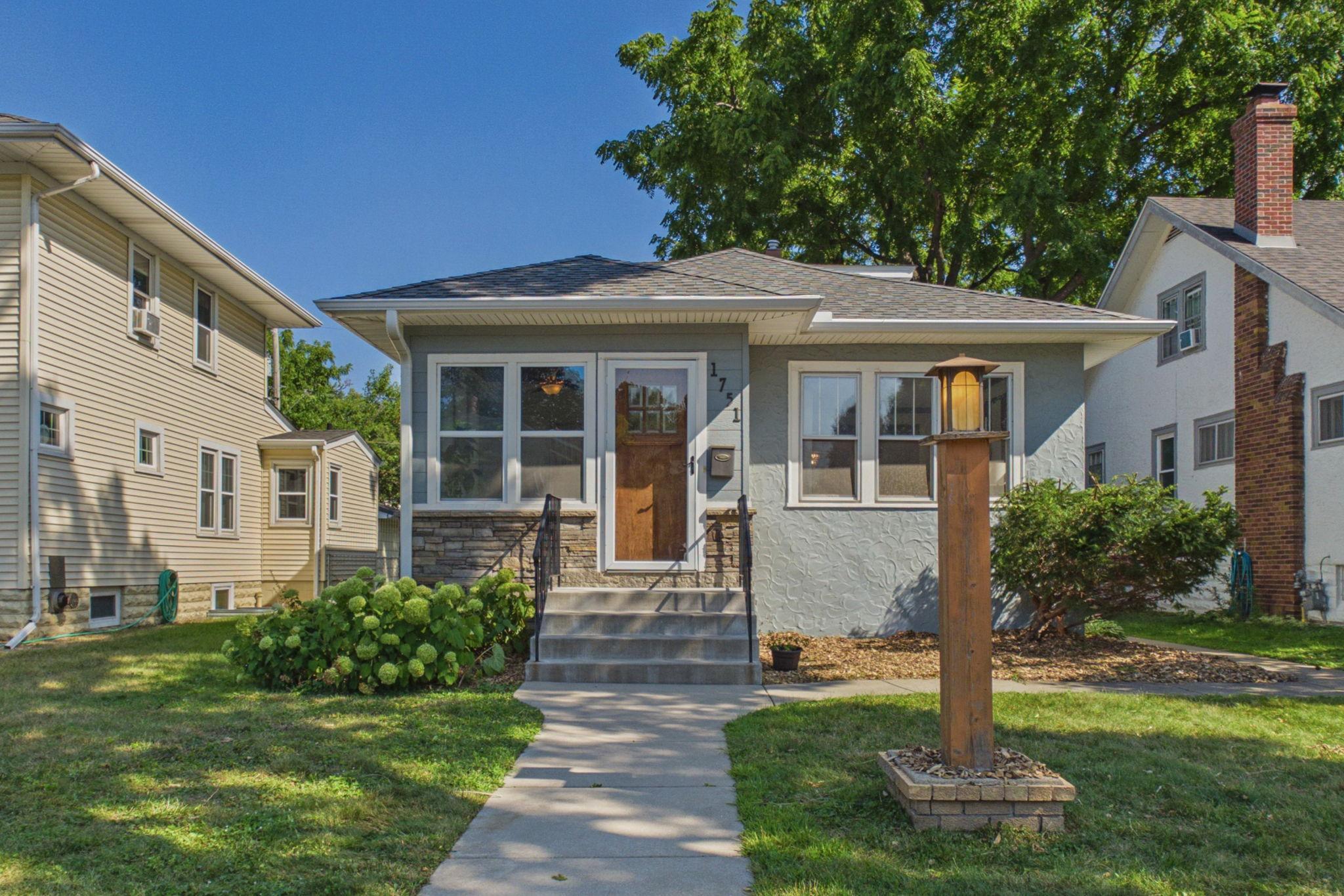 1st image of 1751 Berkeley Ave, Saint Paul, MN 55105 | MLS# 7129344