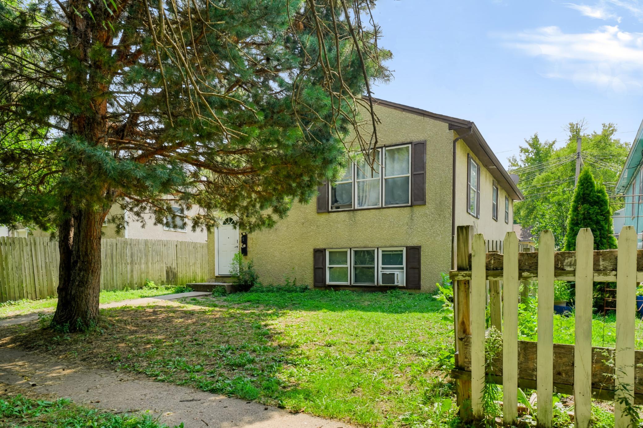 1st image of 318 Baker St E, Saint Paul, MN 55107 | MLS# 7129346