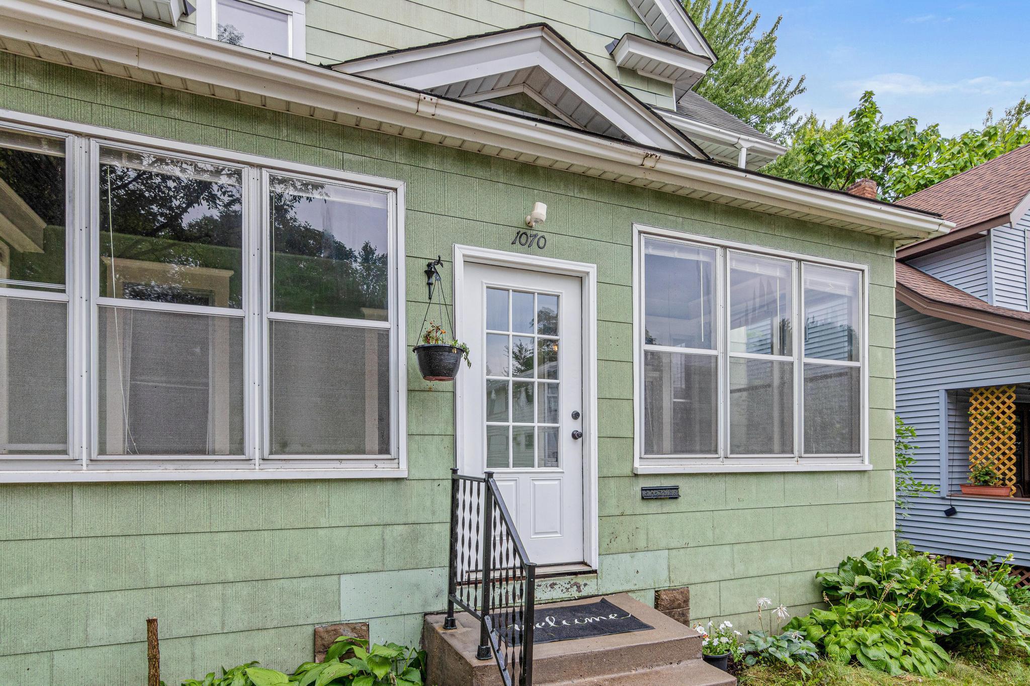 2nd image of 1070 Minnehaha Ave E, Saint Paul, MN 55106 | MLS# 7129393