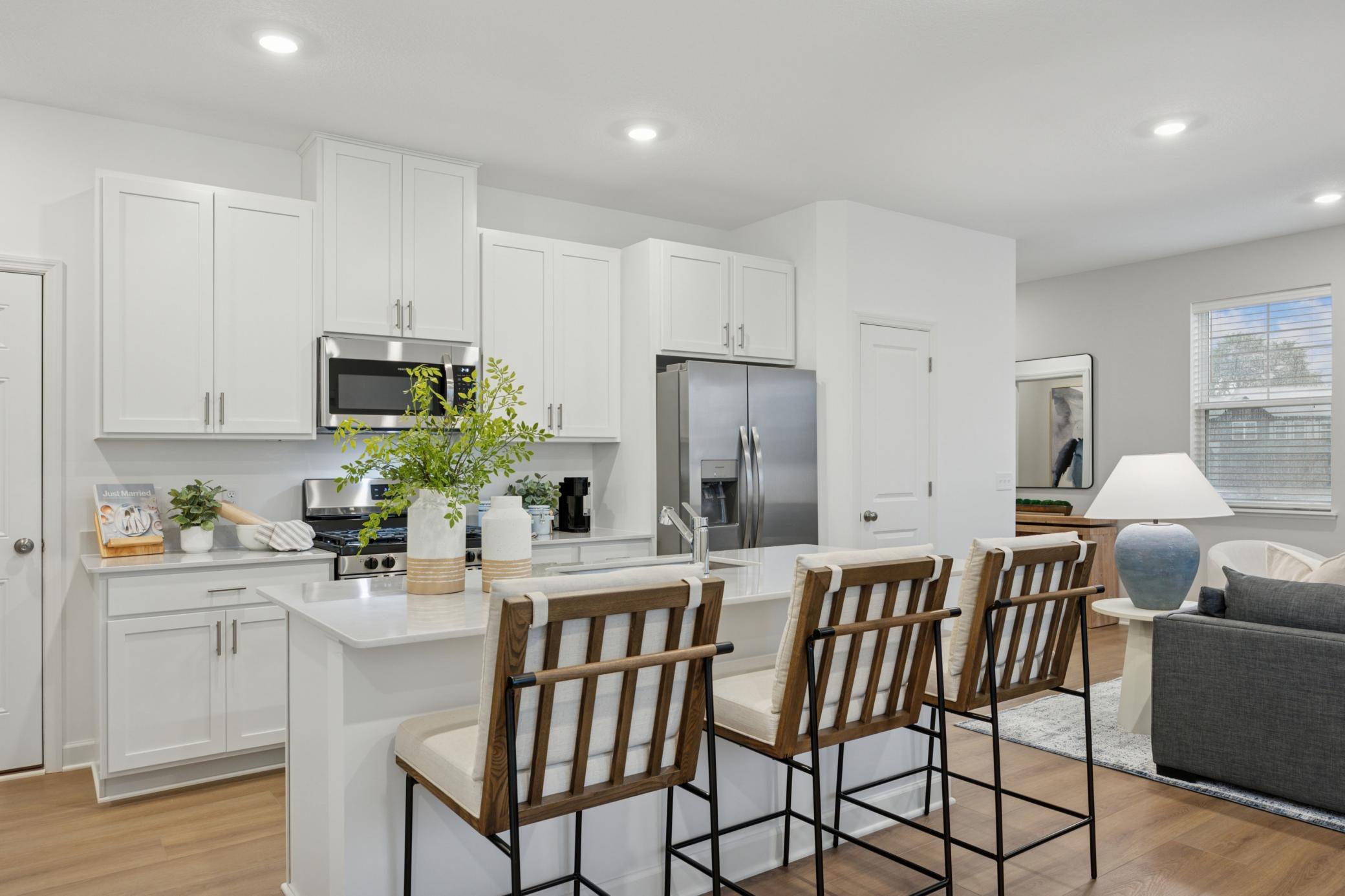 3rd image of 11113 203Rd St W, Lakeville, MN 55044 | MLS# 7129421