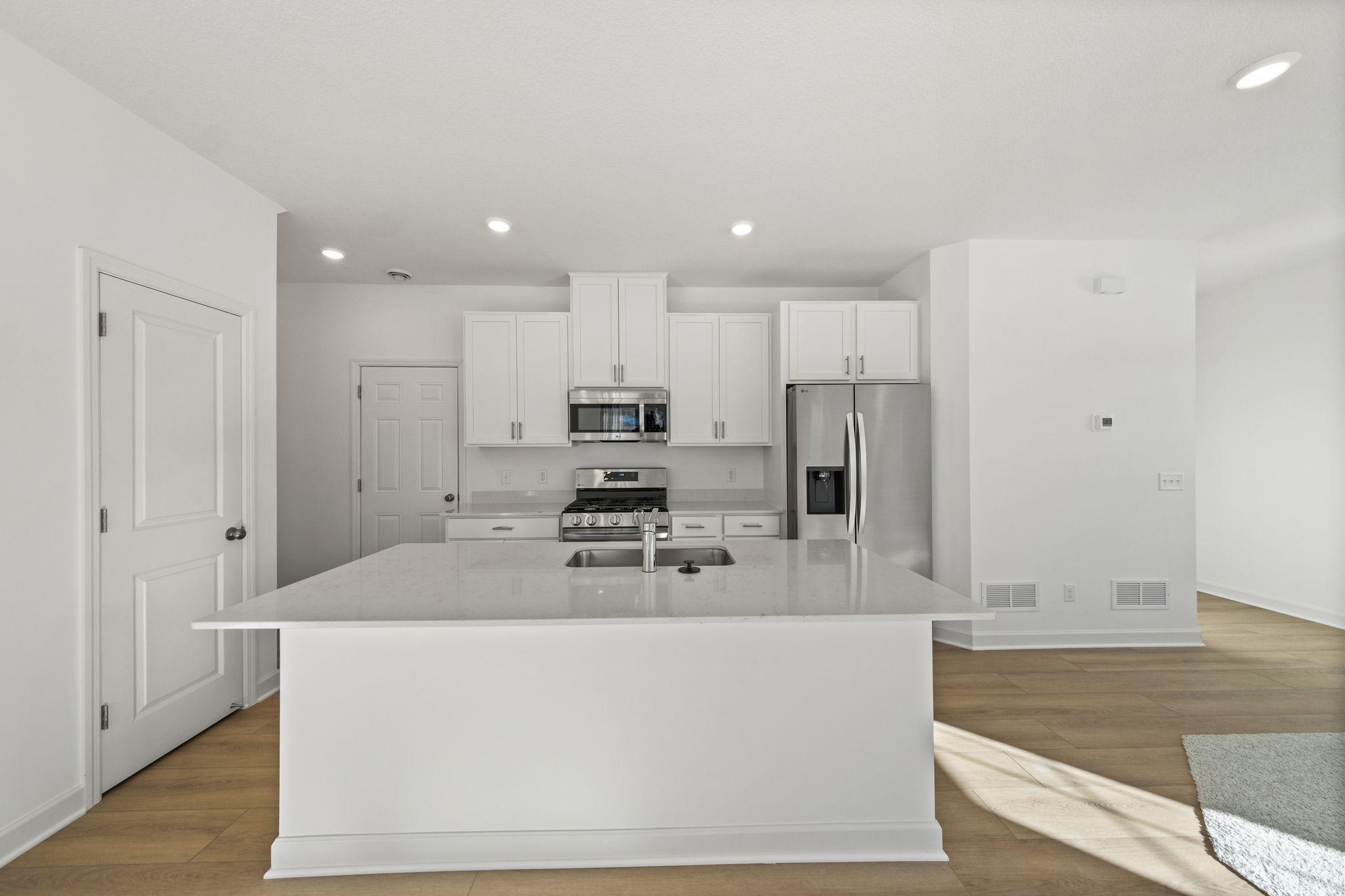 2nd image of 11160 203rd St W, Lakeville, MN 55044 | MLS# 7129423