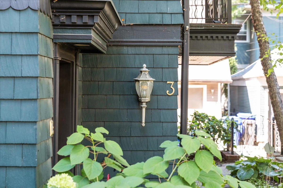 2nd image of 449 Portland Ave #3, Saint Paul, MN 55102 | MLS# 7129470