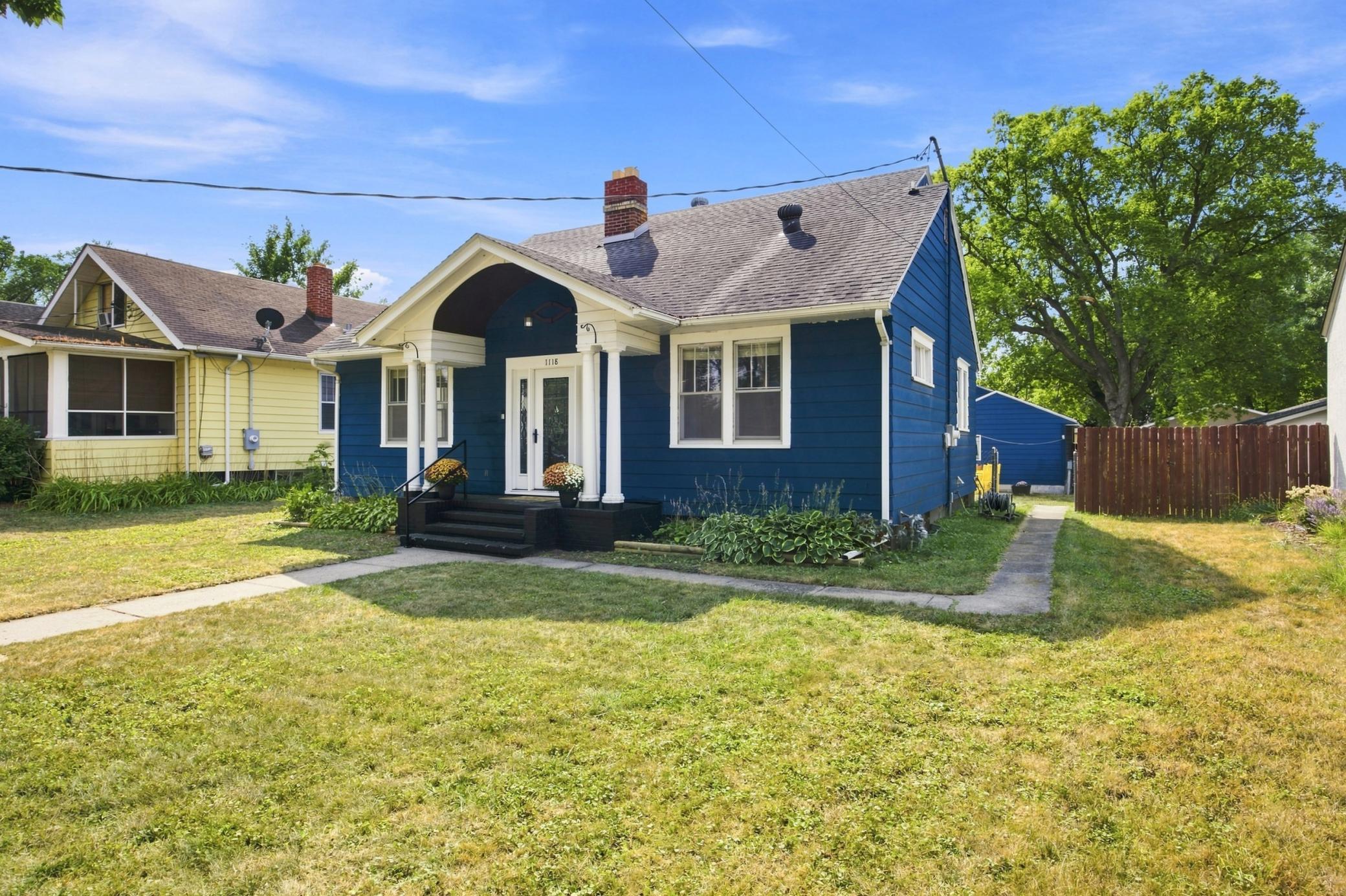 2nd image of 1118 1st St N, Fargo, ND 58102 | MLS# 7129477