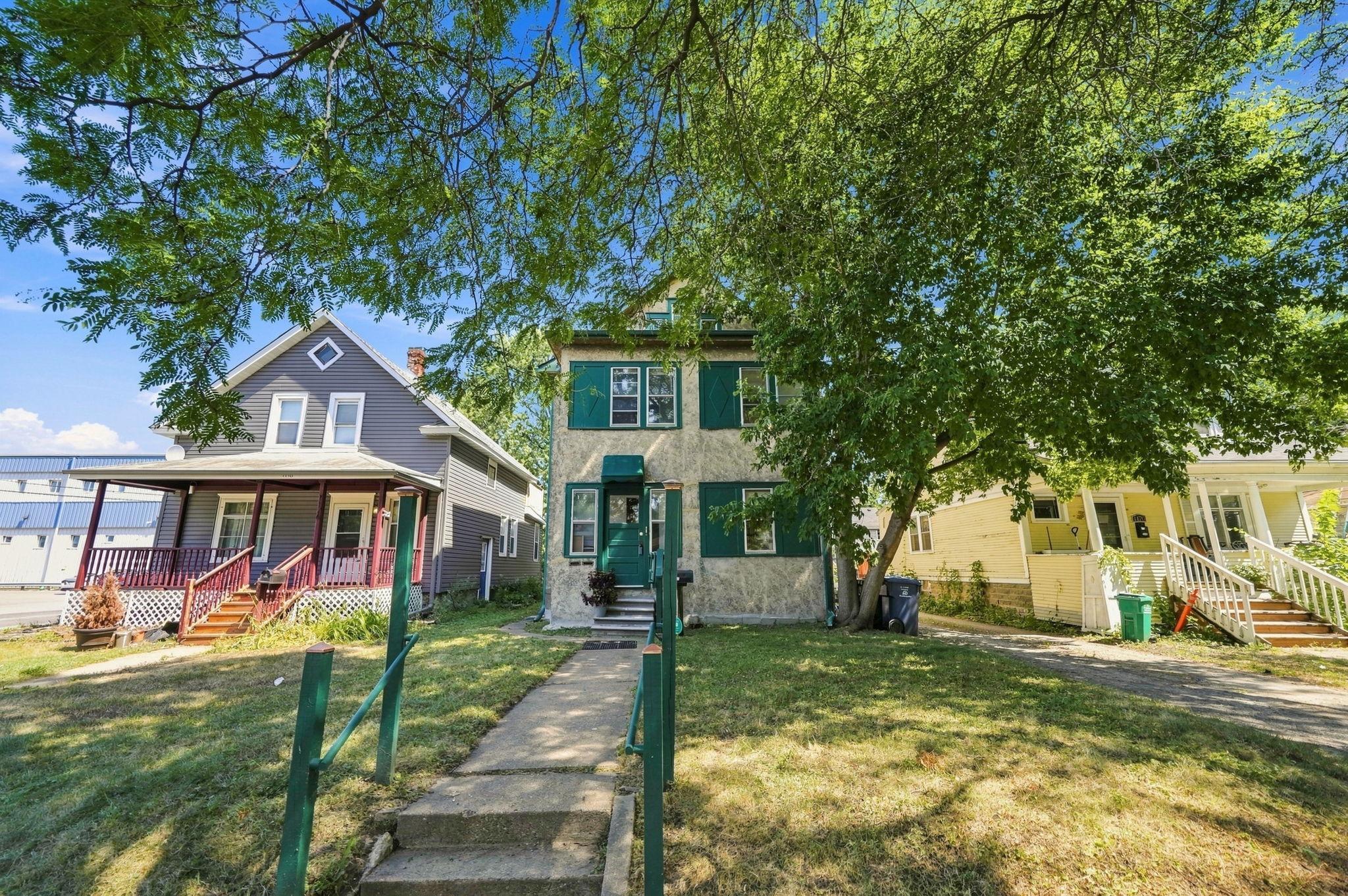 2nd image of 1174 14th Ave Se, Minneapolis, MN 55414 | MLS# 7129496