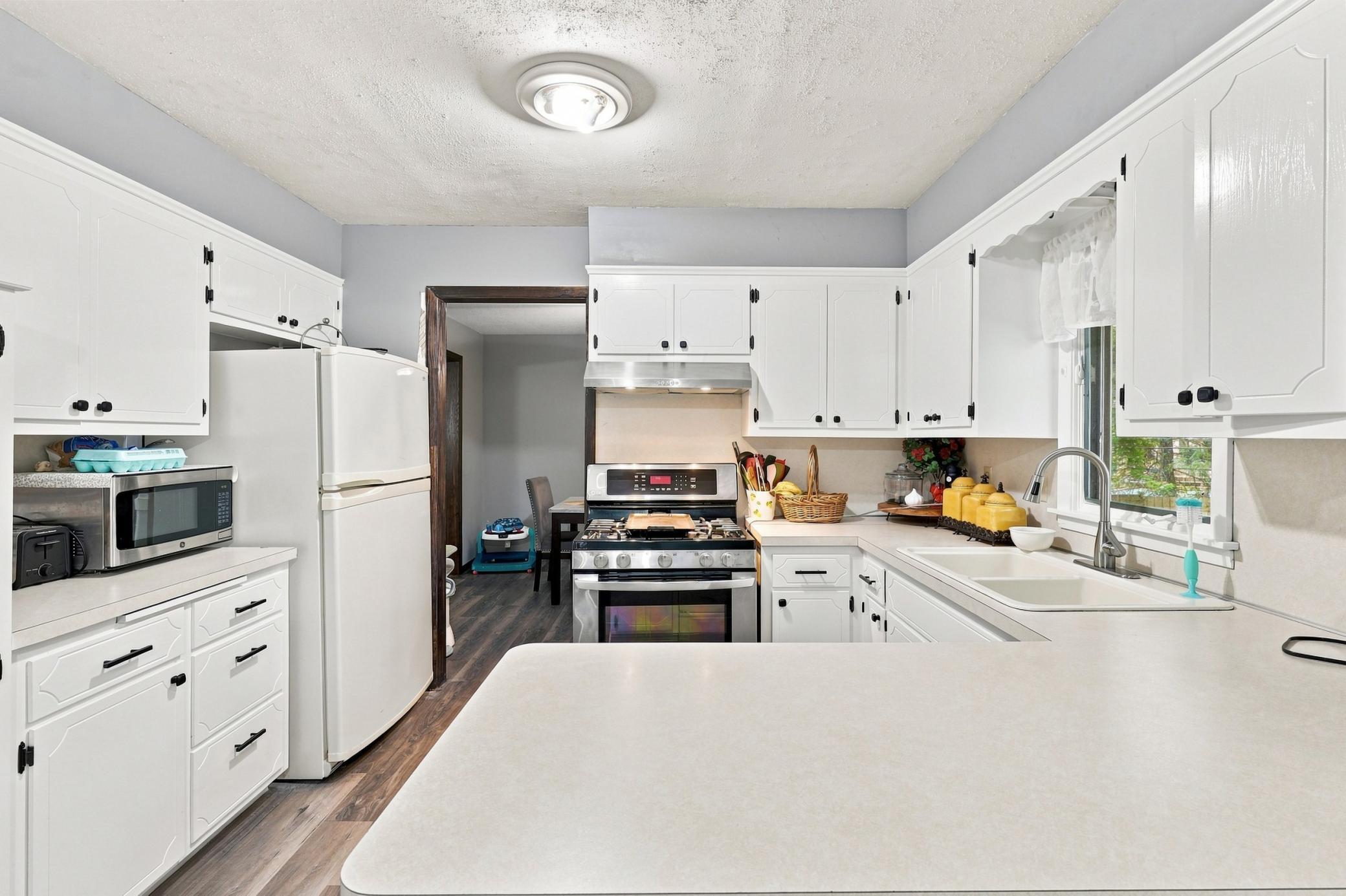4th image of 10048 Upton Rd, Minneapolis, MN 55431 | MLS# 7129519