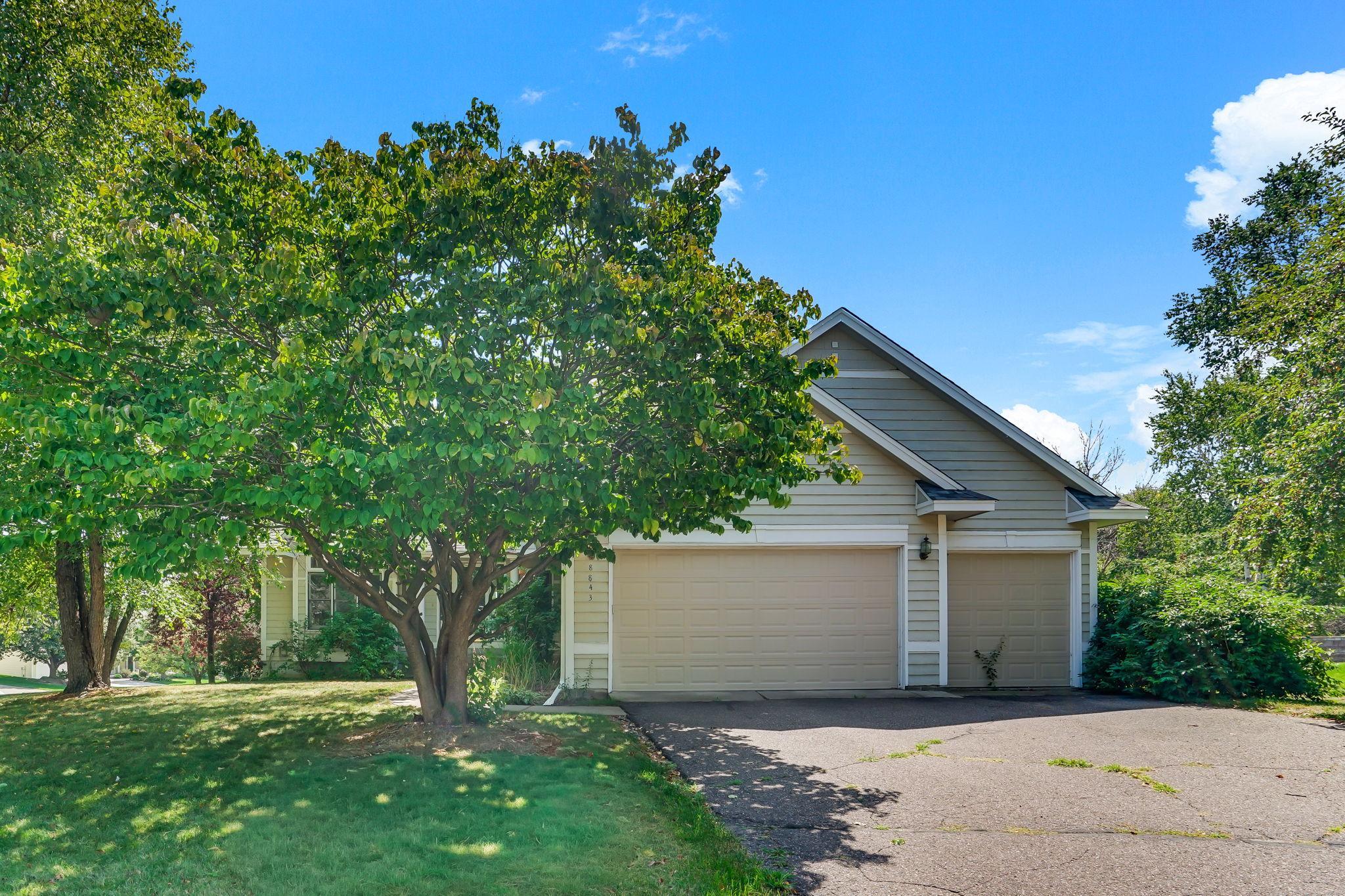 1st image of 8843 Blackoaks Ln N, Maple Grove, MN 55311 | MLS# 7129529