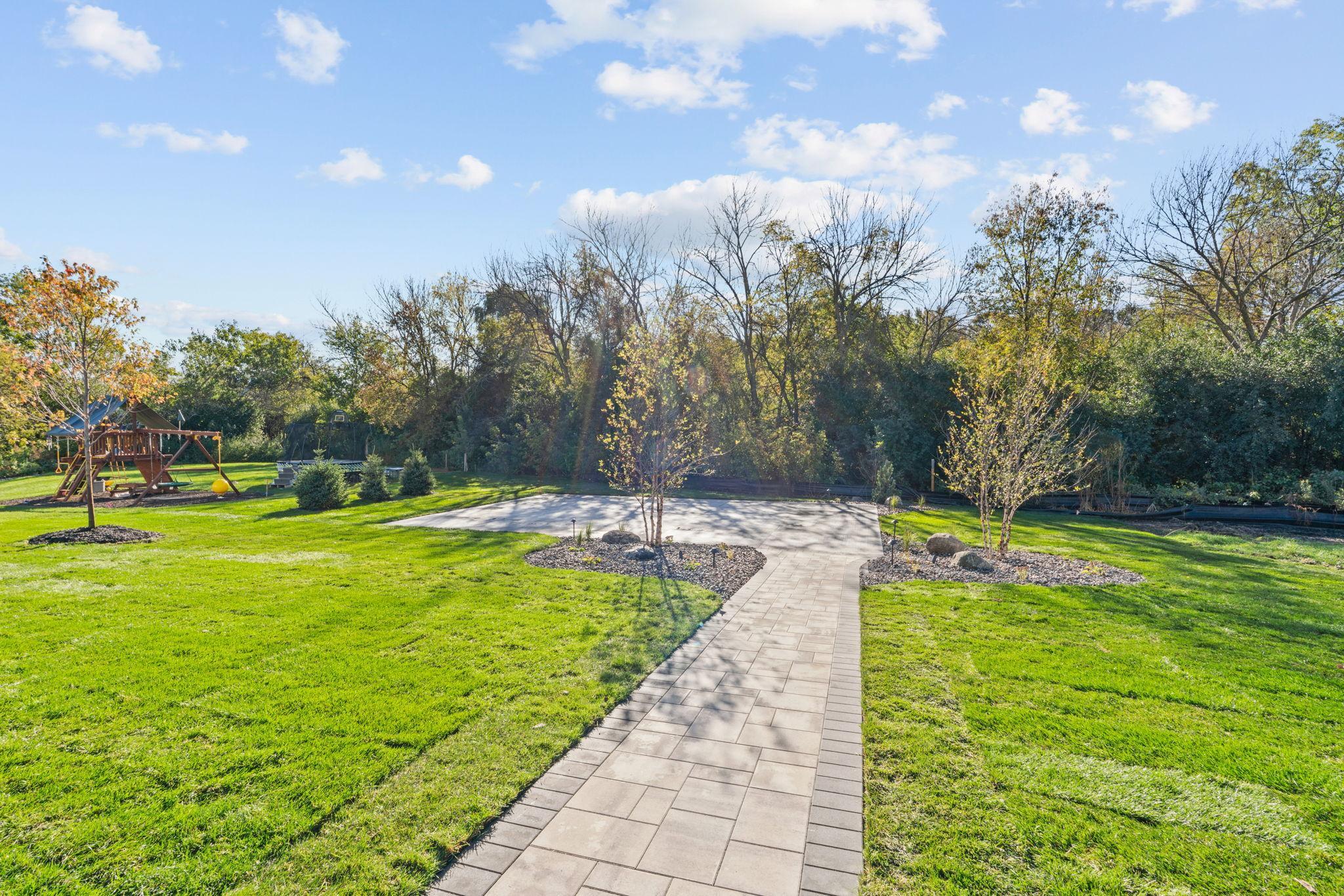 4th image of 16530 64Th Pl N, Maple Grove, MN 55311 | MLS# 7129565