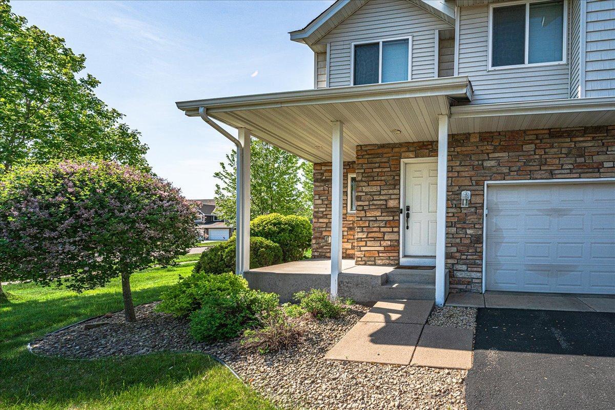 1st image of 20591 Keystone Ave, Lakeville, MN 55044 | MLS# 7129578
