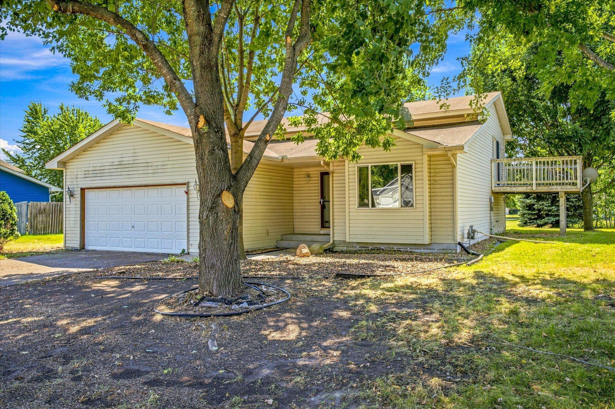 2nd image of 580 W 11th St, Rush City, MN 55069 | MLS# 7129616