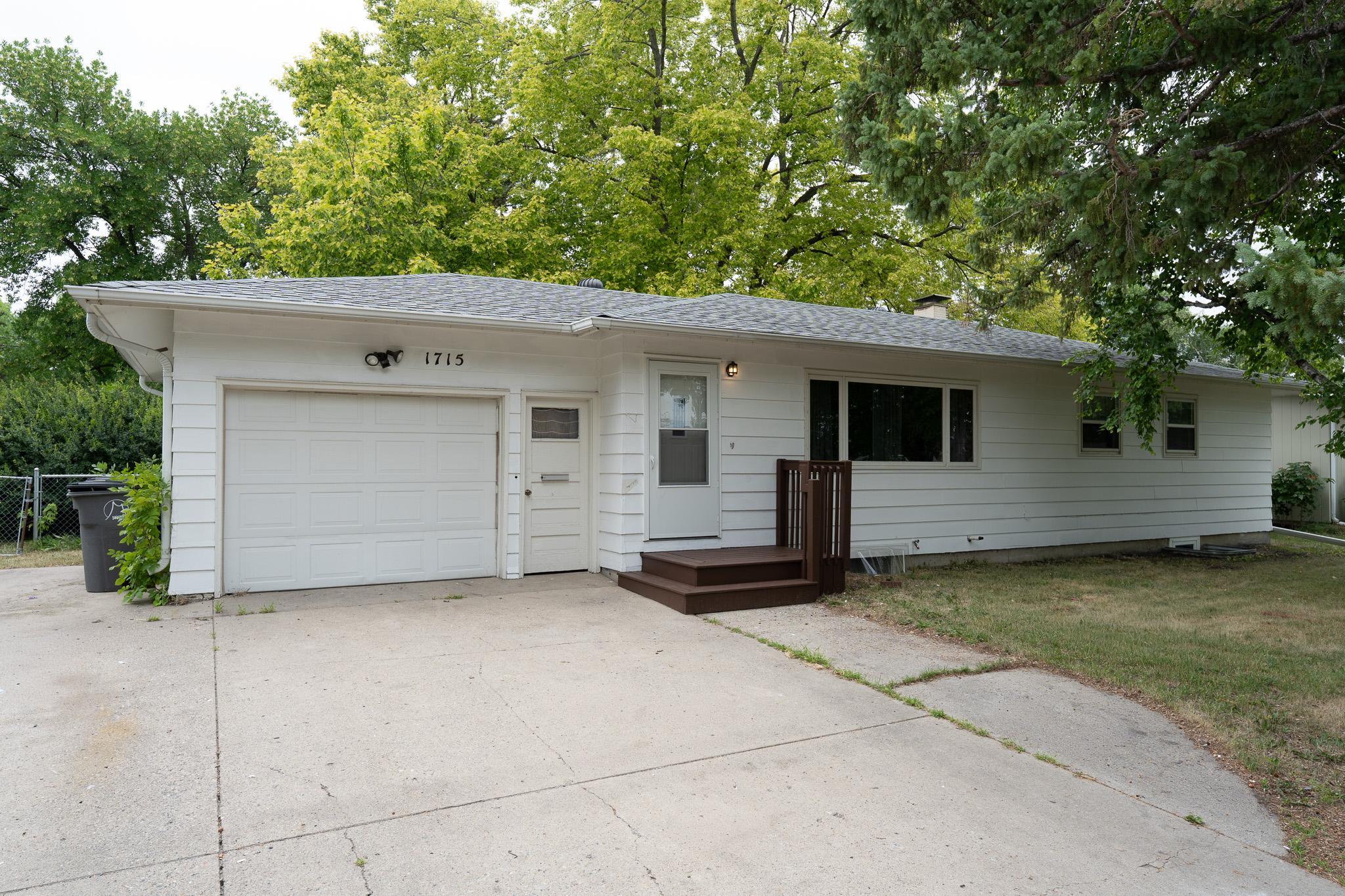 1st image of 1715 19th St S, Moorhead, MN 56560 | MLS# 7129643