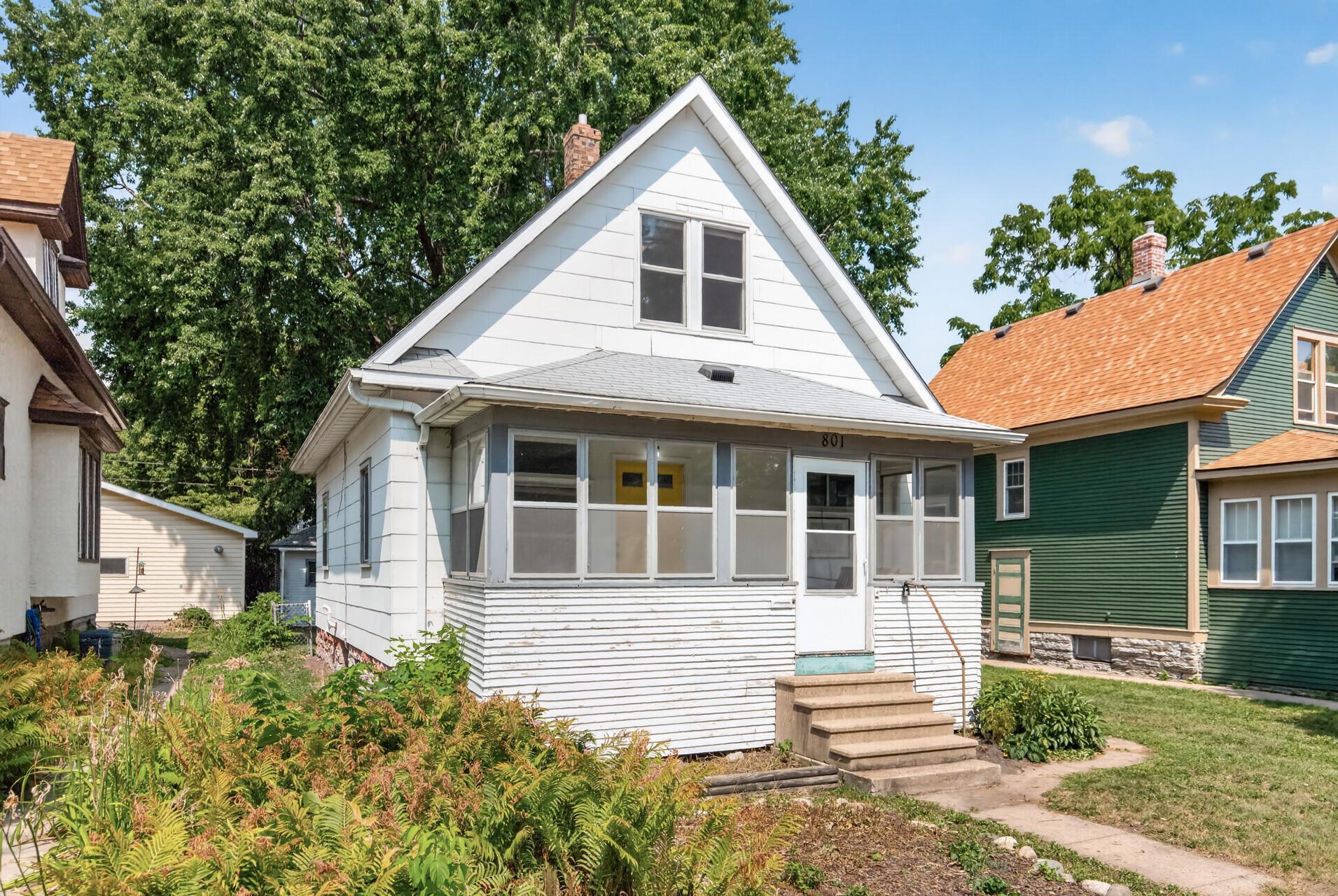 4th image of 801 Armstrong Ave, Saint Paul, MN 55102 | MLS# 7129652