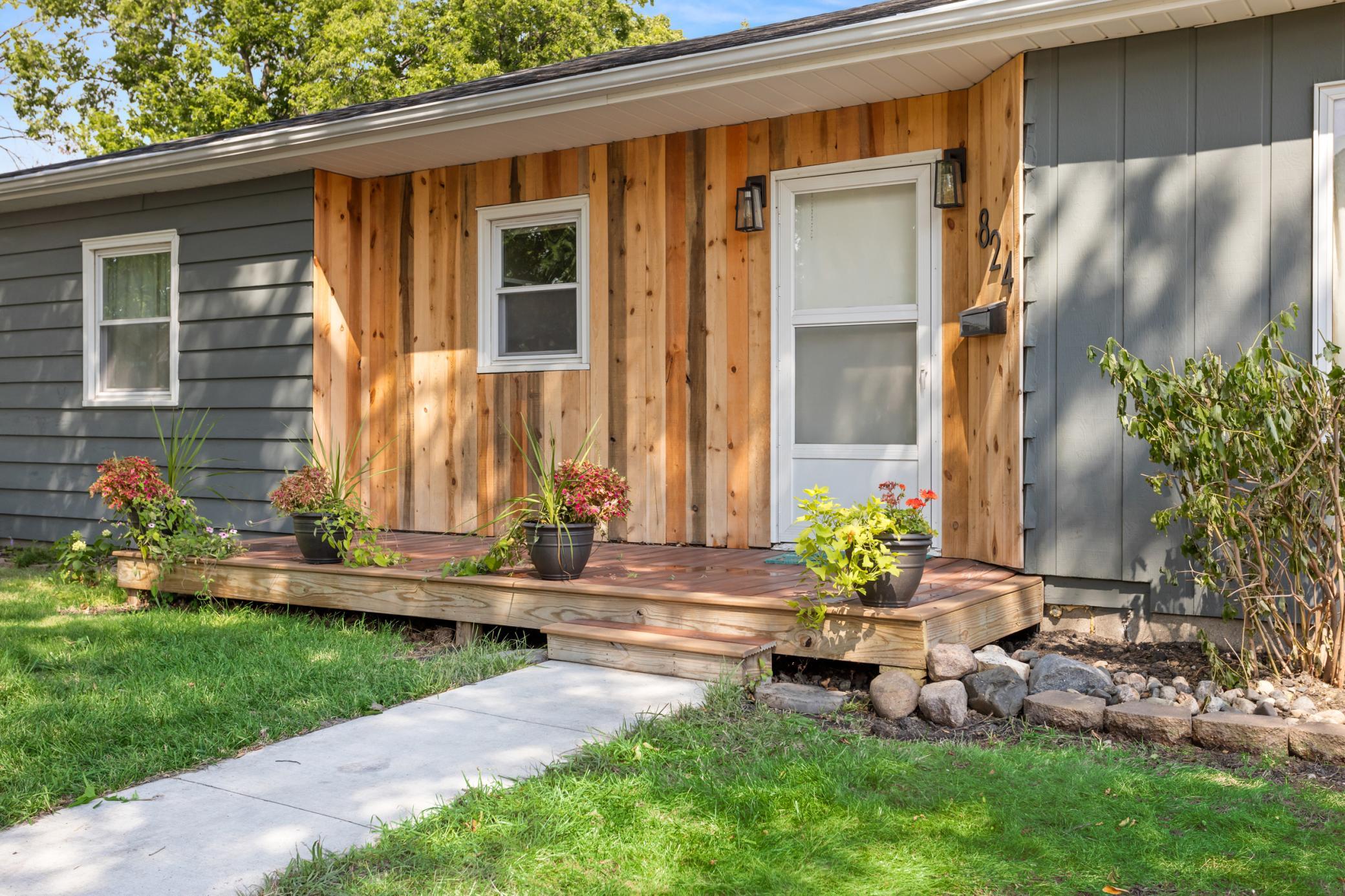 2nd image of 824 4th Ave N, Wahpeton, ND 58075 | MLS# 7129688