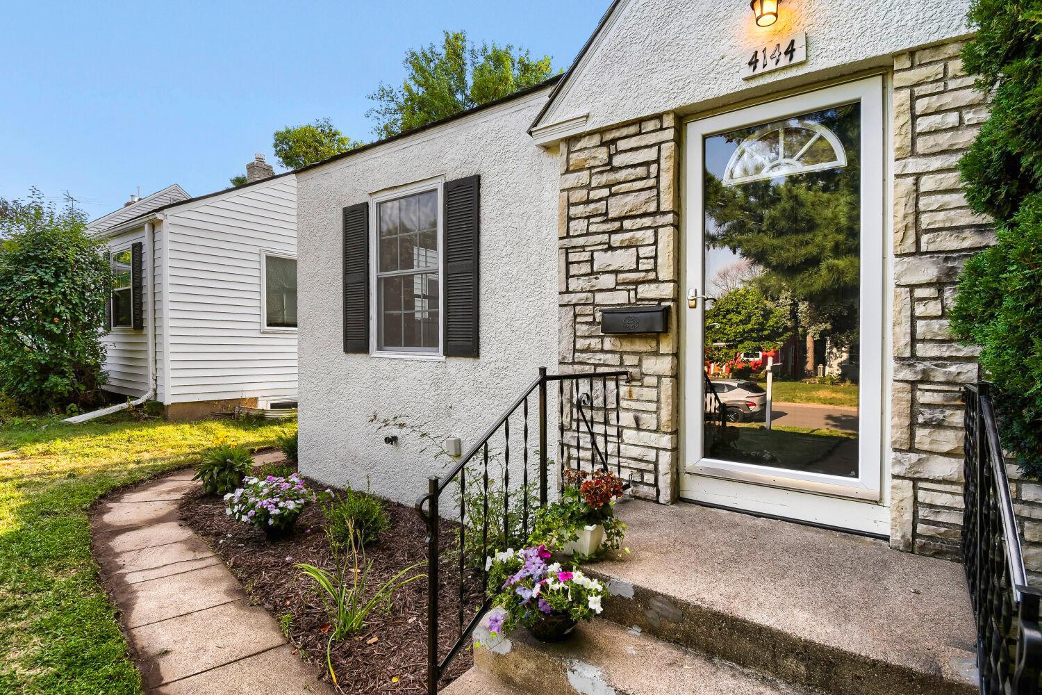 3rd image of 4144 Salem Ave S, Minneapolis, MN 55416 | MLS# 7129701