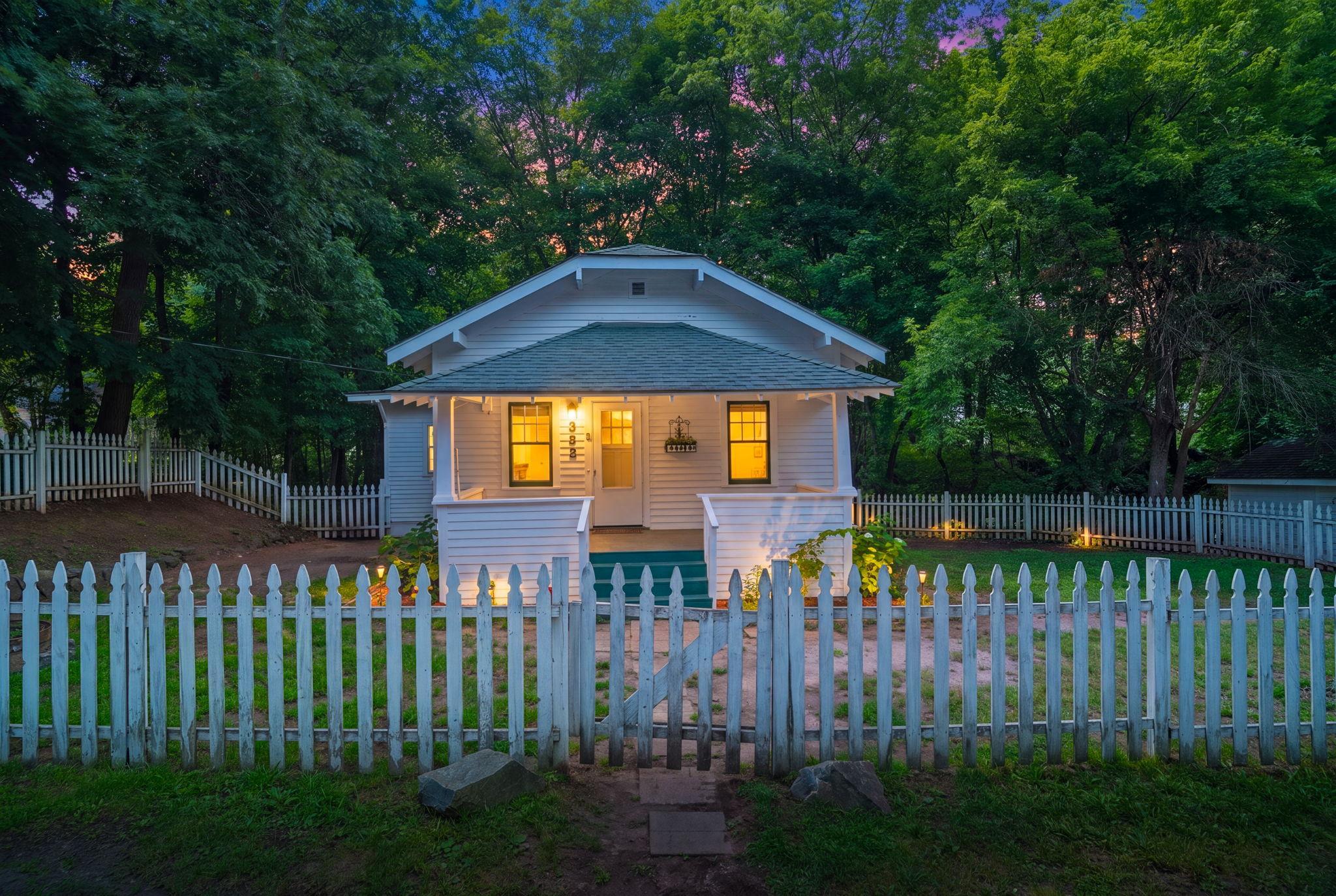 1st image of 355 West St, Taylors Falls, MN 55084 | MLS# 7129702